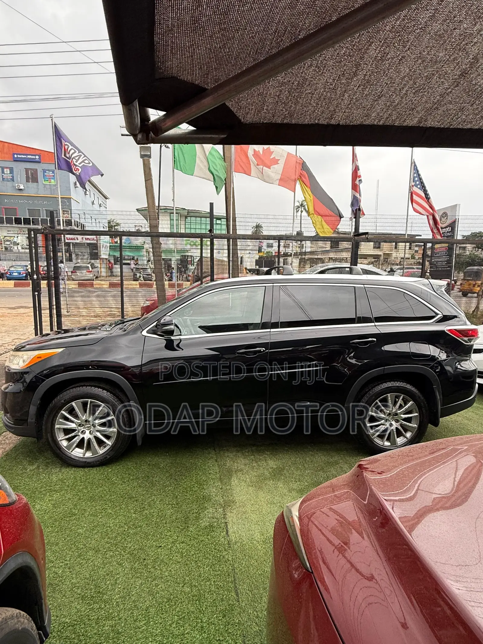 Toyota Highlander XLE 4dr SUV AWD (3.5L 6cyl 6A) 2014 Black