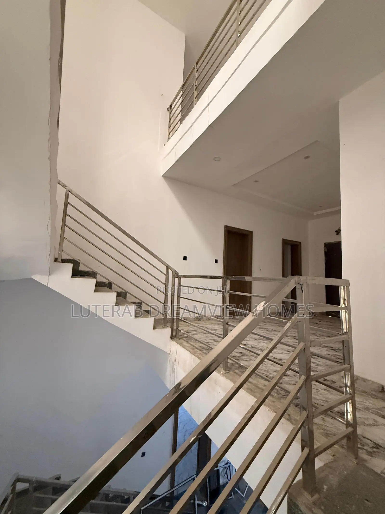 5bdrm Duplex in Kado for sale
