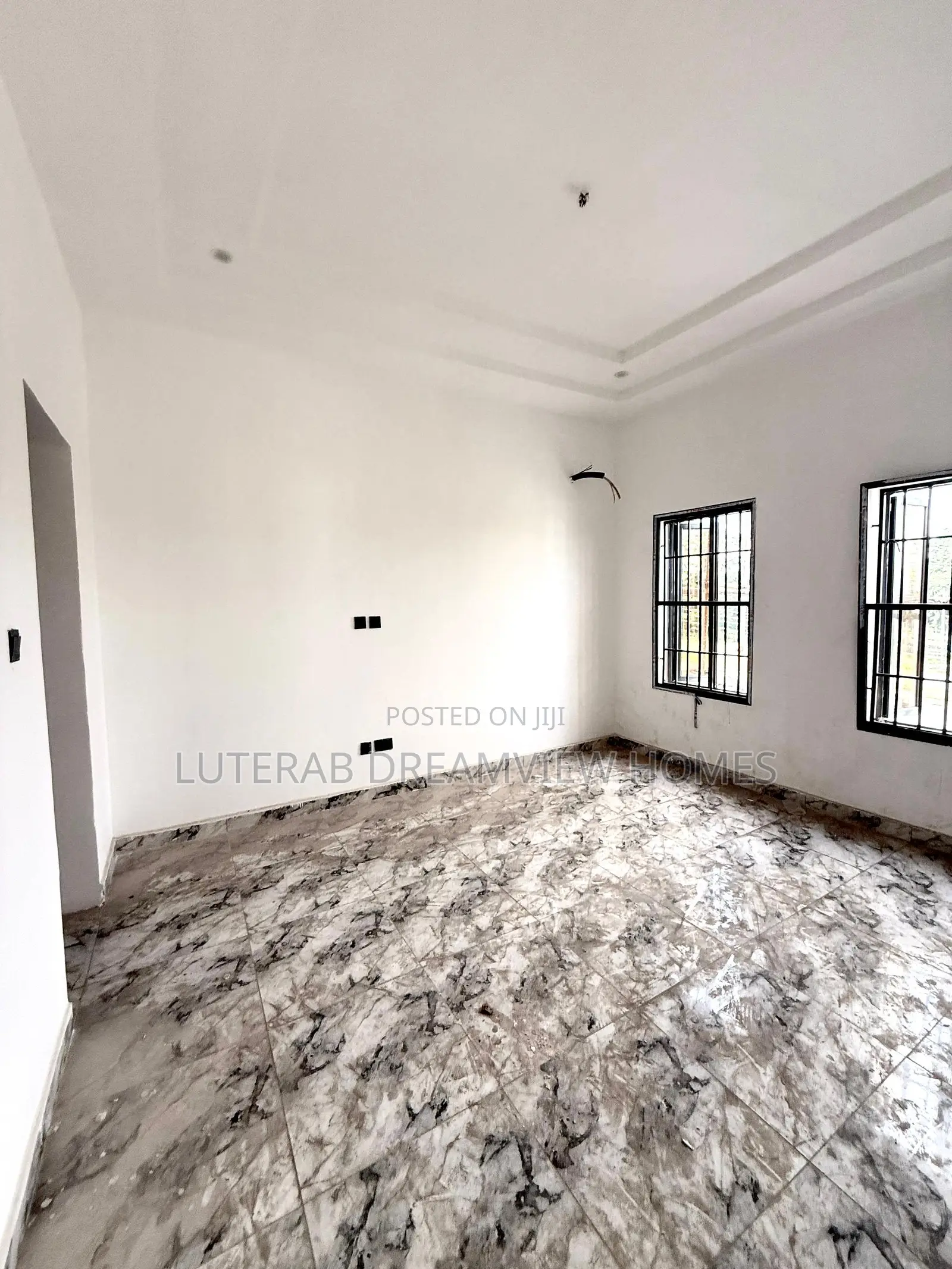 5bdrm Duplex in Kado for sale