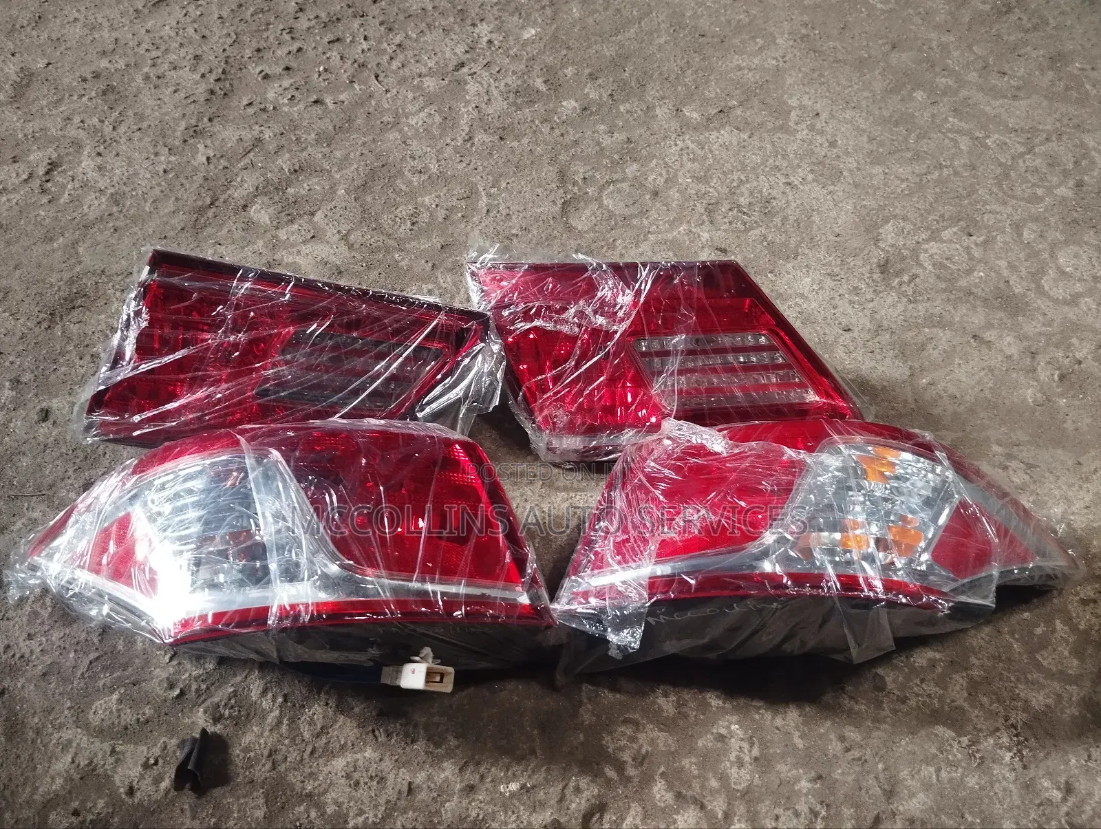 Complete Neat Tokunbo Back / Rear Light for Es 350 2010