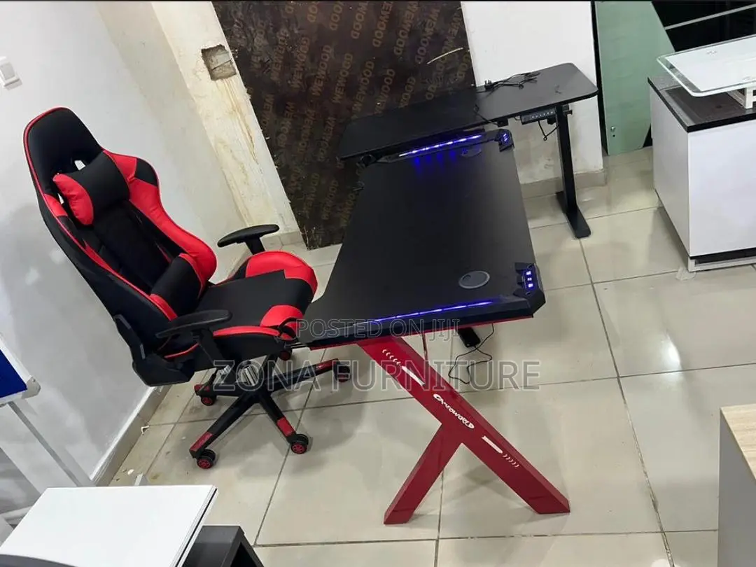 High Quality Foreign Design Super Solid Gaming Table and Chair