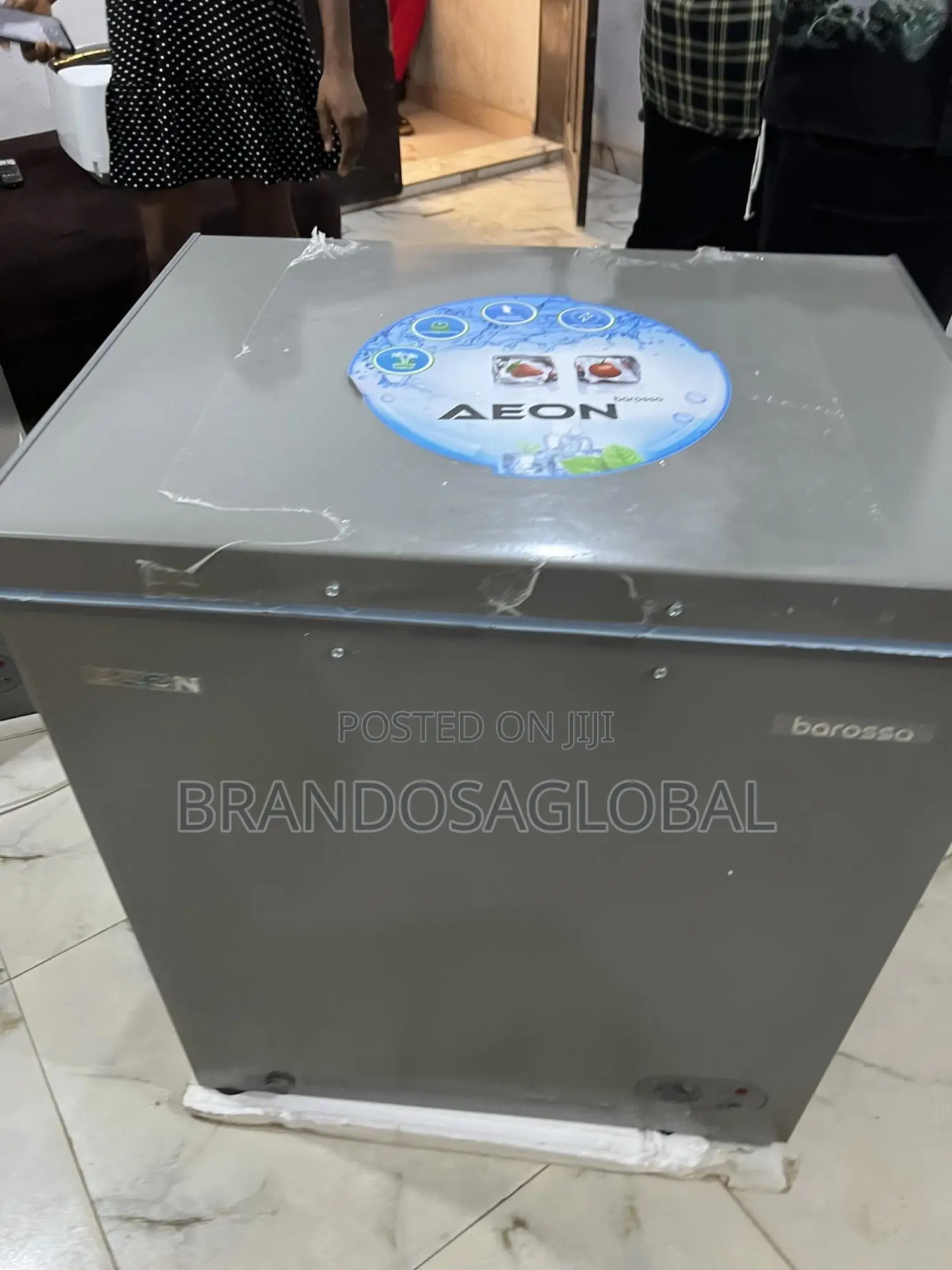 Aeon Freezer 150 Litres With Strong Lid Hinges