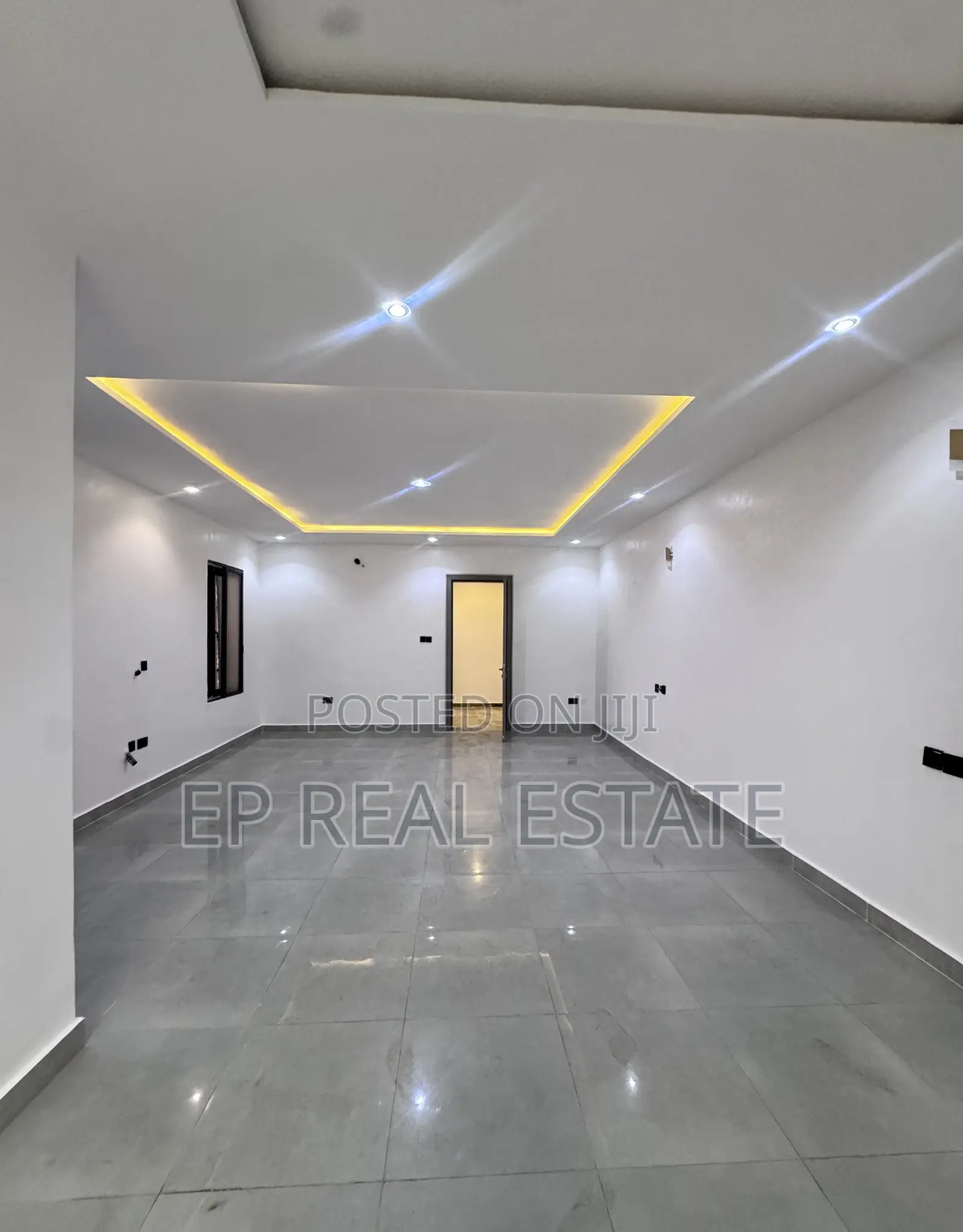 4bdrm Townhouse/Terrace in Jahi for sale