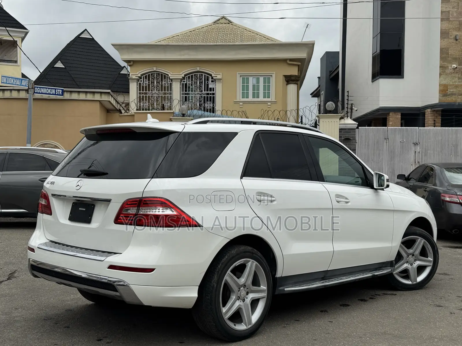 Mercedes-Benz M Class ML350 4MATIC 4dr SUV AWD (3.5L 6cyl 7A) 2015