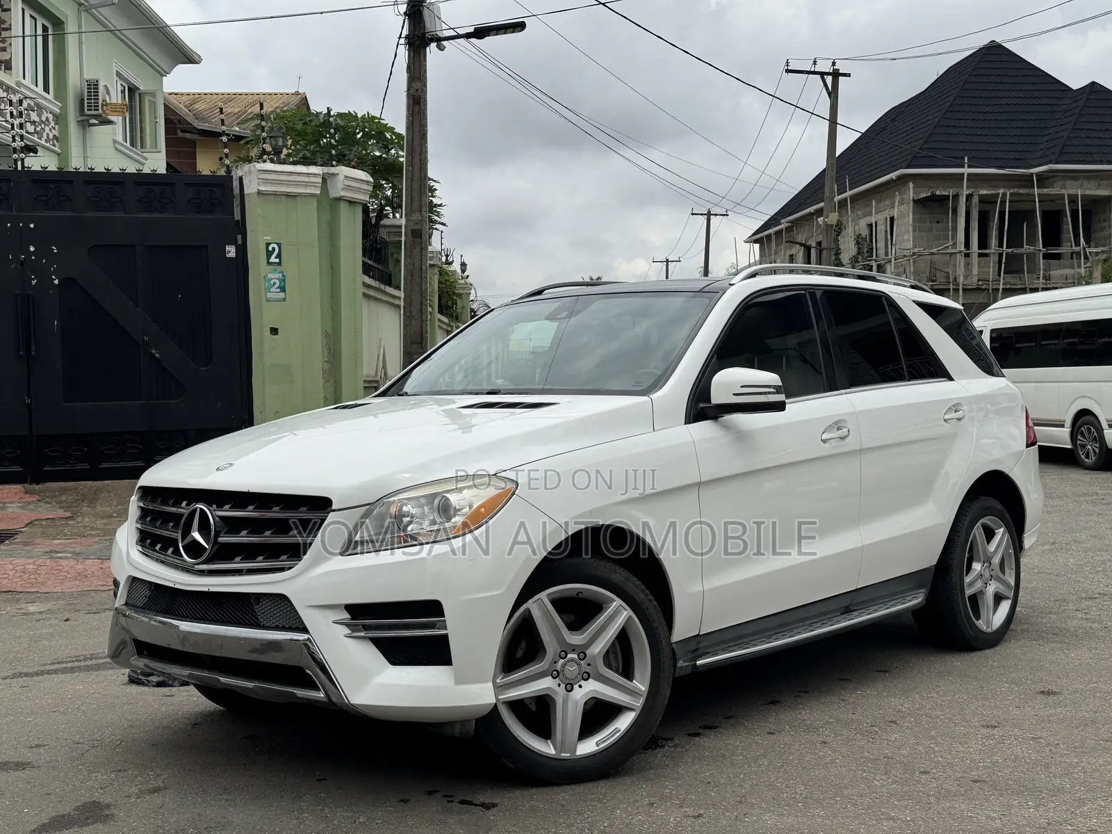 Mercedes-Benz M Class ML350 4MATIC 4dr SUV AWD (3.5L 6cyl 7A) 2015
