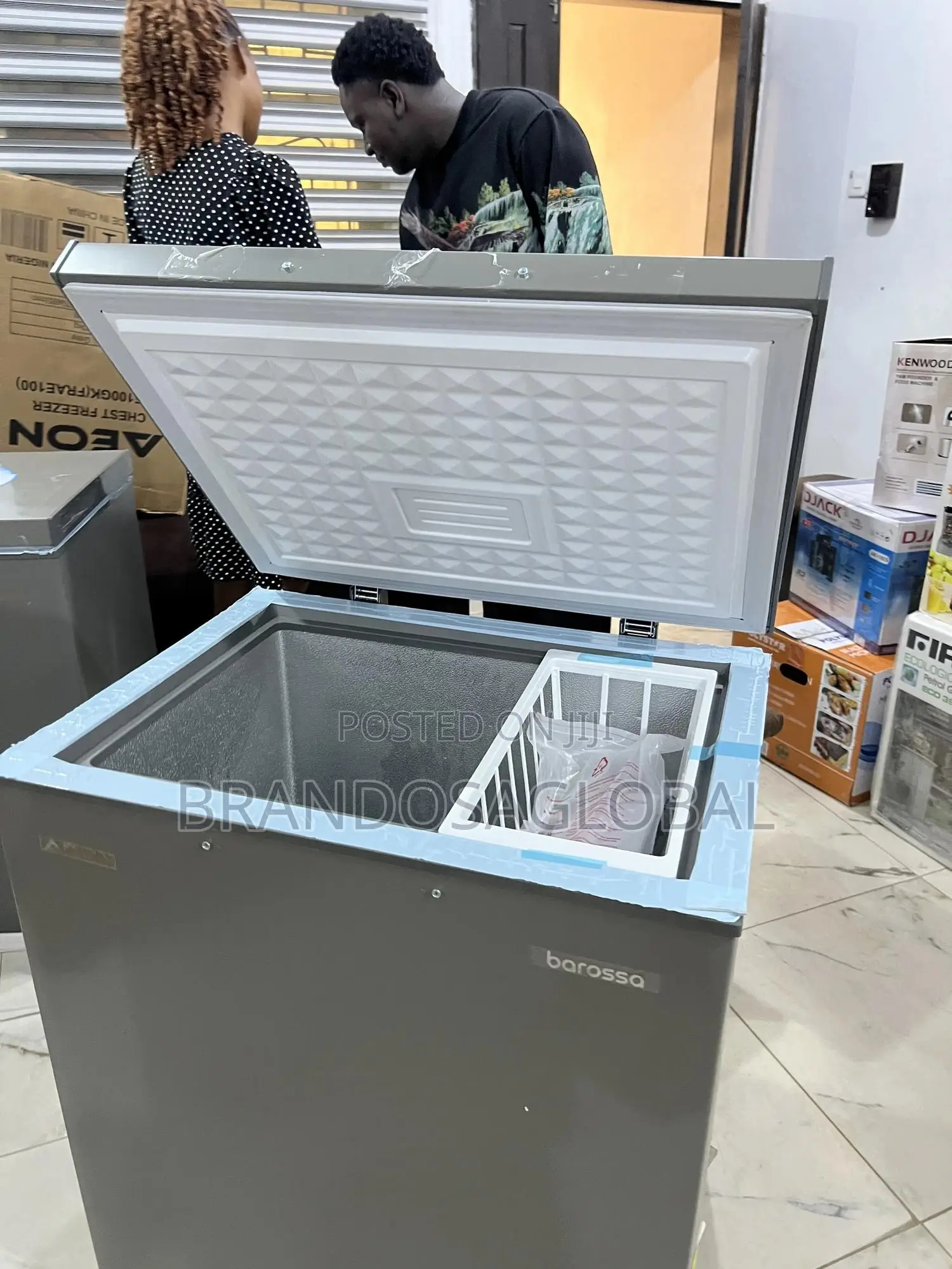 Aeon 150l Chest Freezer With Anti-Rust Interior