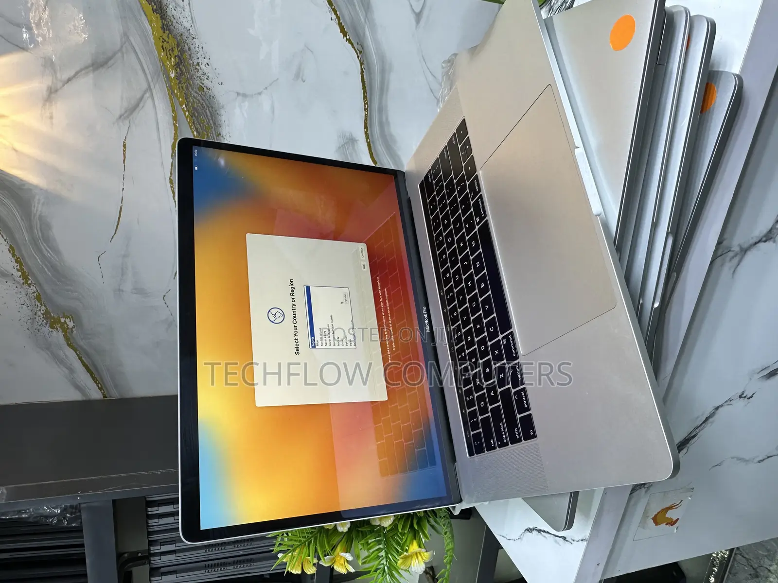 Laptop Apple MacBook Pro 2017 16GB Intel Core I7 SSD 512GB