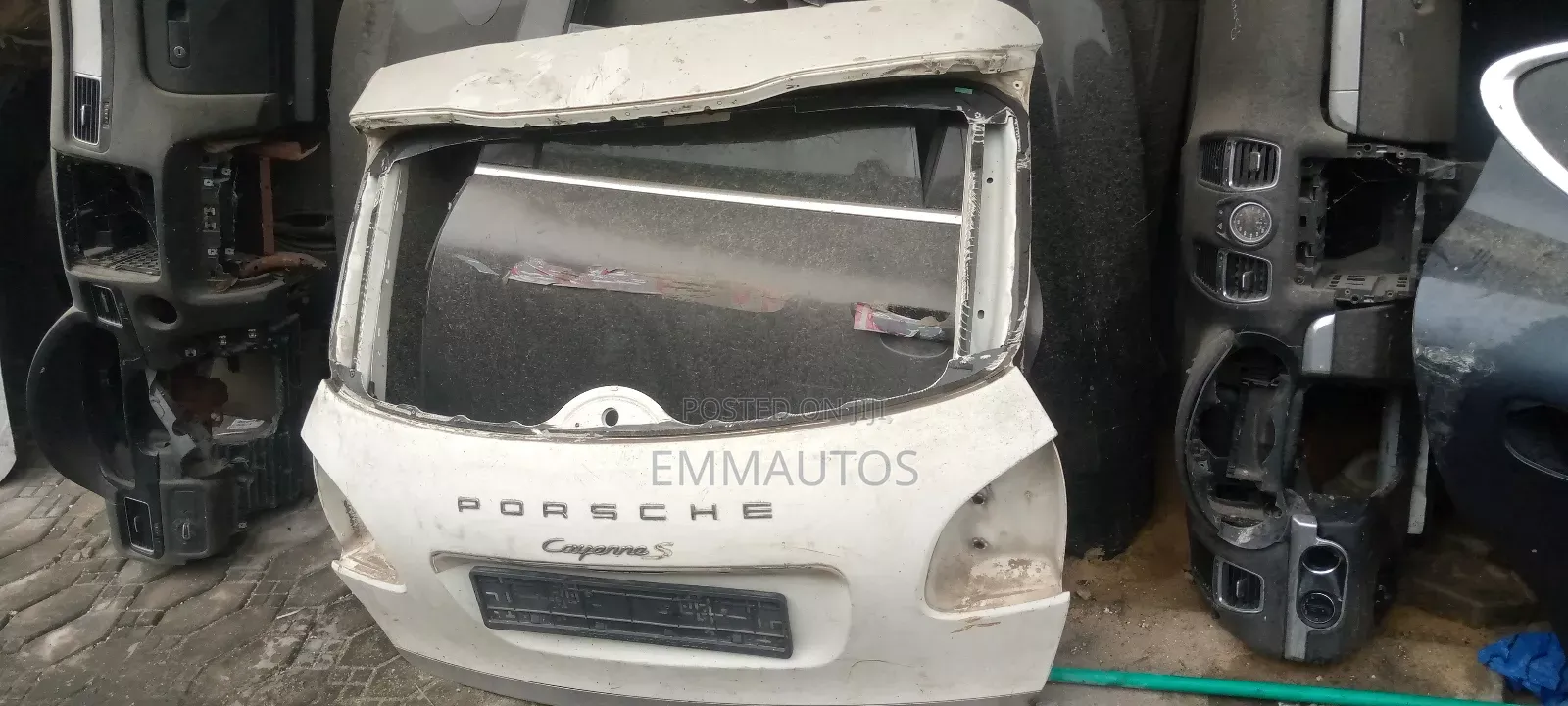 Rear Boot Porsche Cayenne 2013