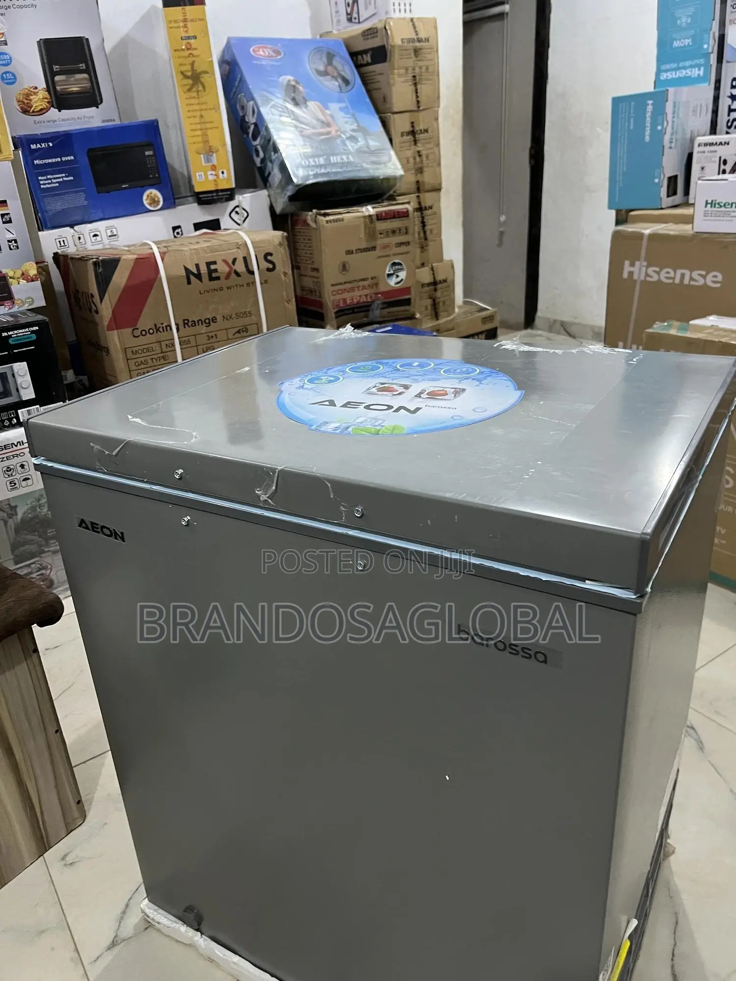 Aeon Chest Freezer 150l With Energy Saving Mode