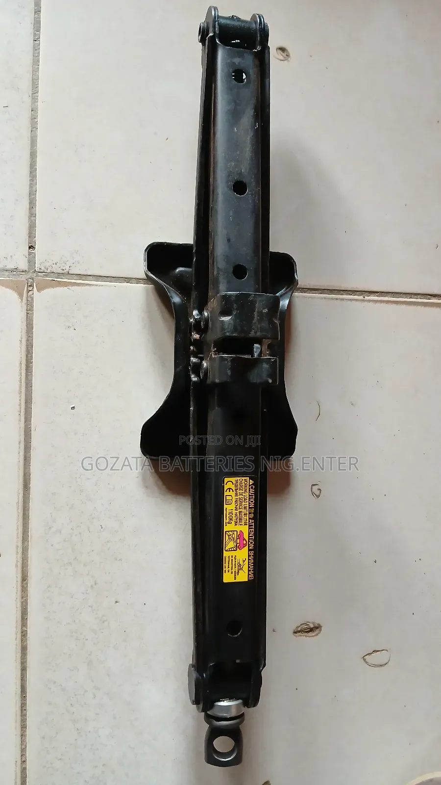 Car Jack for High Cars. Direct Belgium