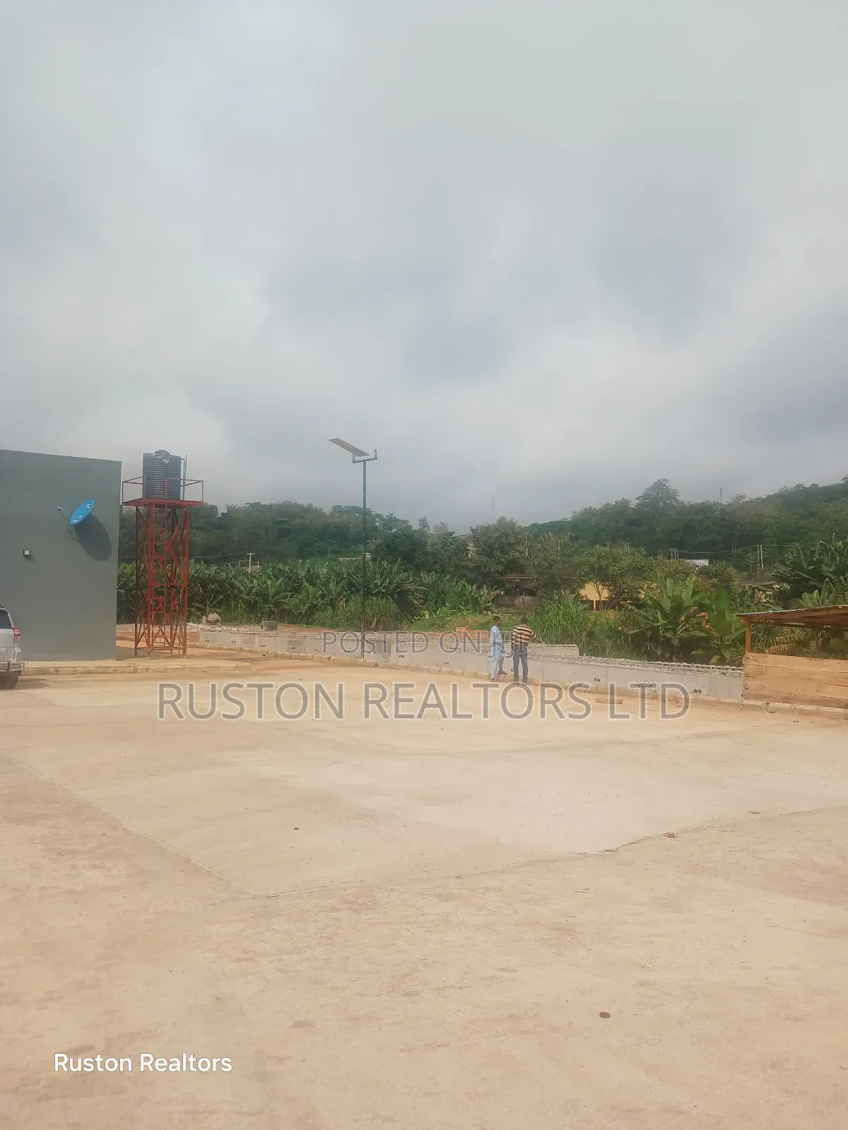 Land Measuring About 550sm at Agodi Gra