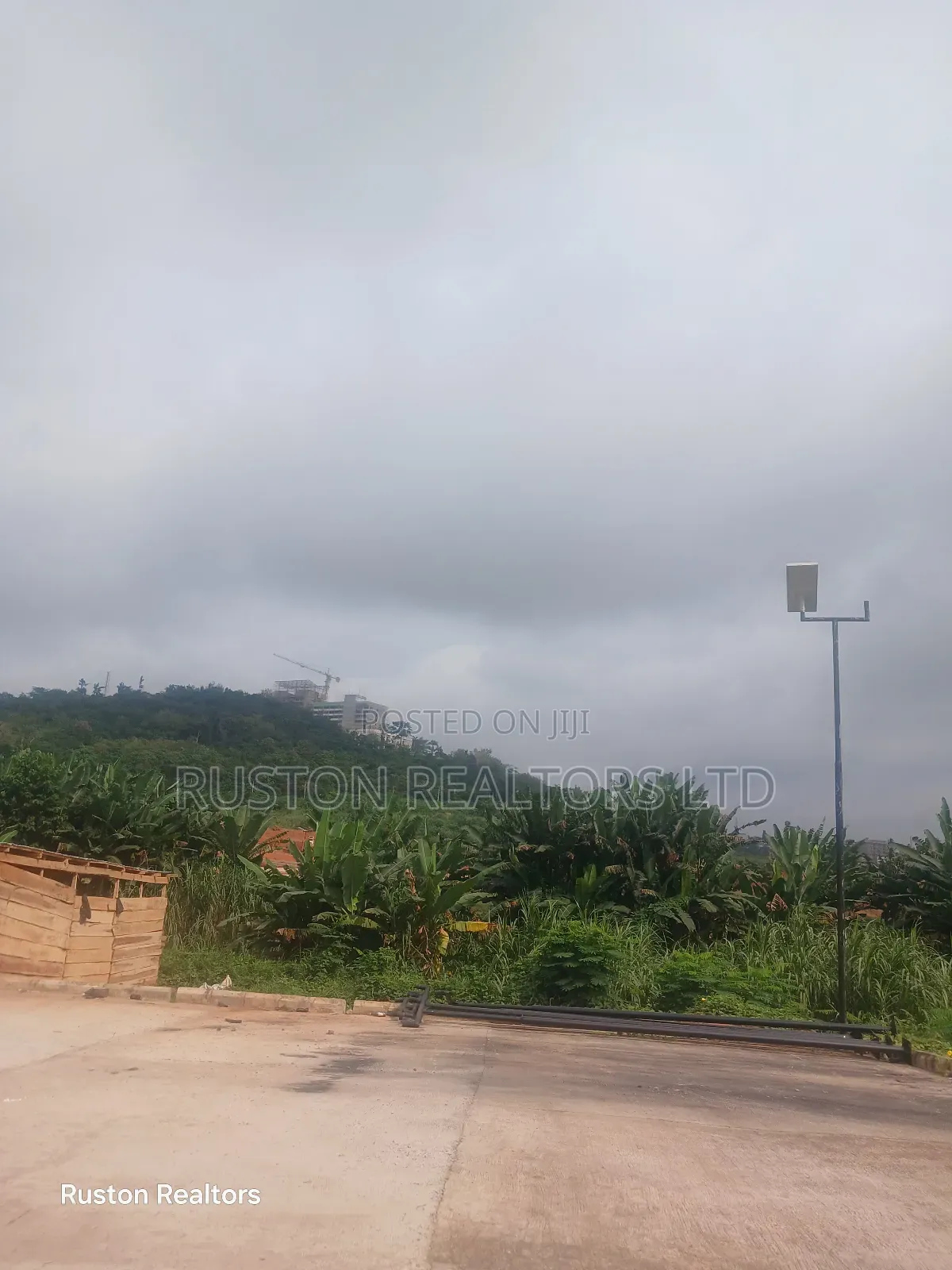 Land Measuring About 550sm at Agodi Gra