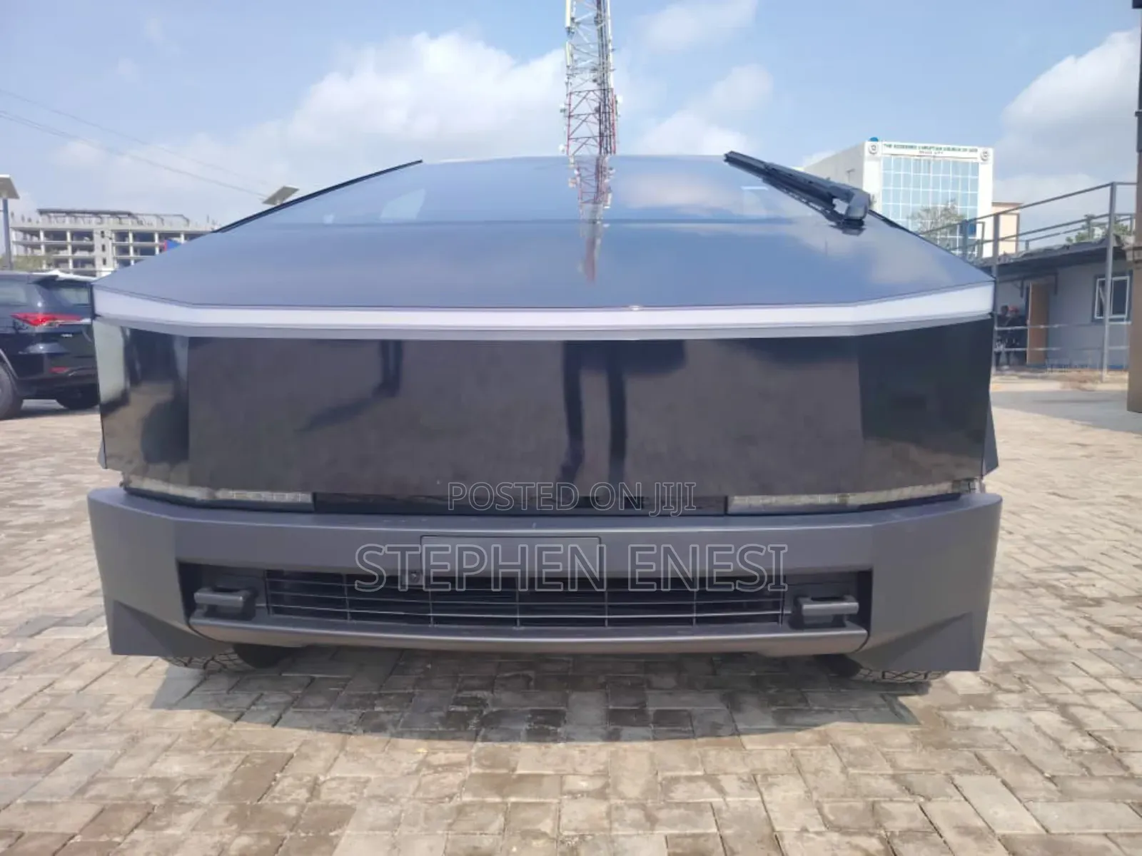 Tesla Cybertruck 2024 Black
