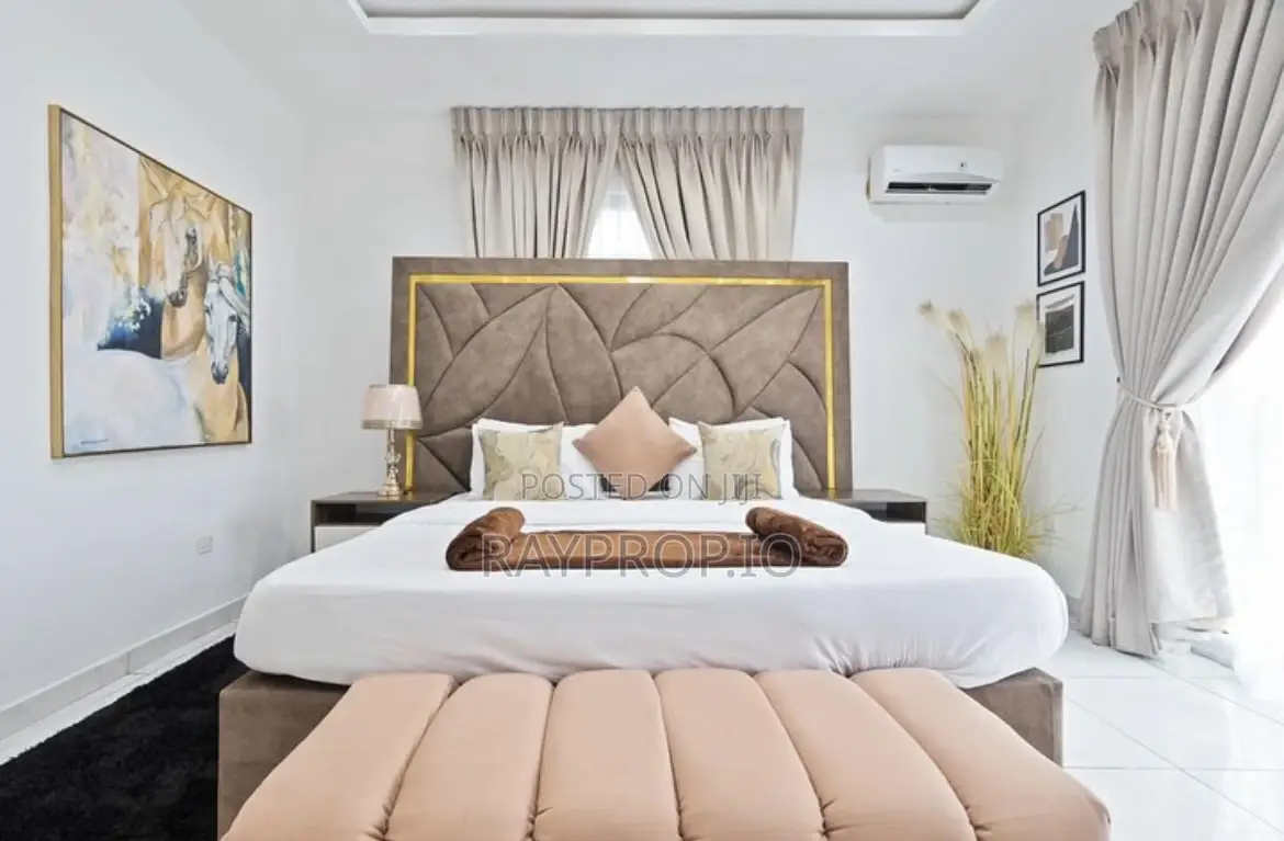 4 Bedroom Shortlet in Victoria Island