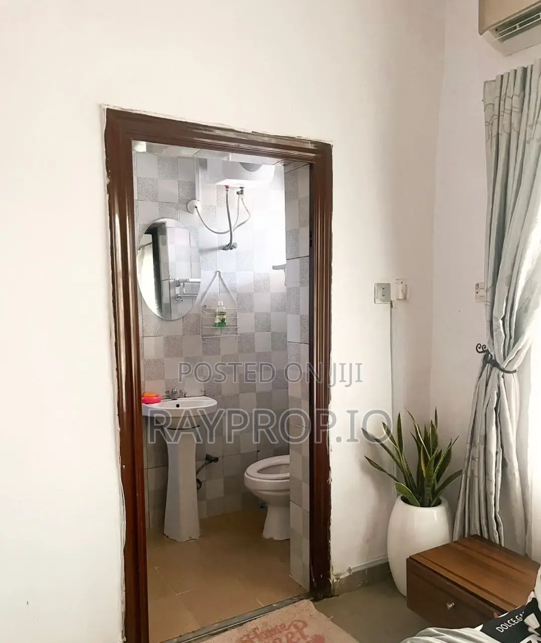 Studio Shortlet in Ajah