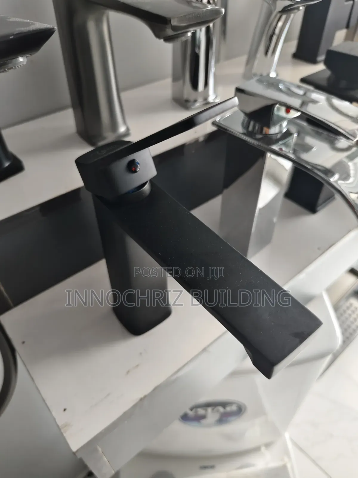 Vitalo Black Basin Mixer
