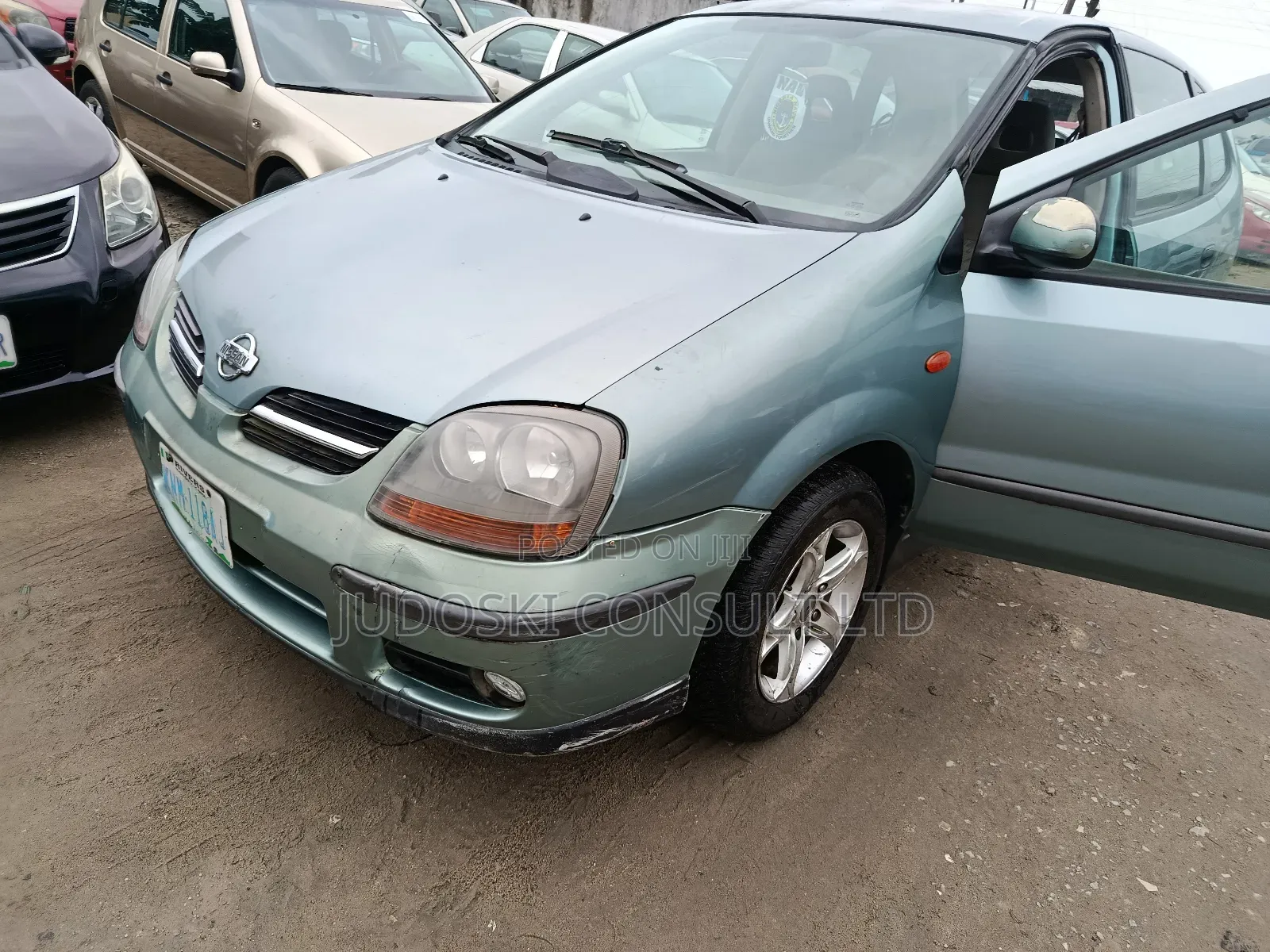 Nissan Almera 2005 Green