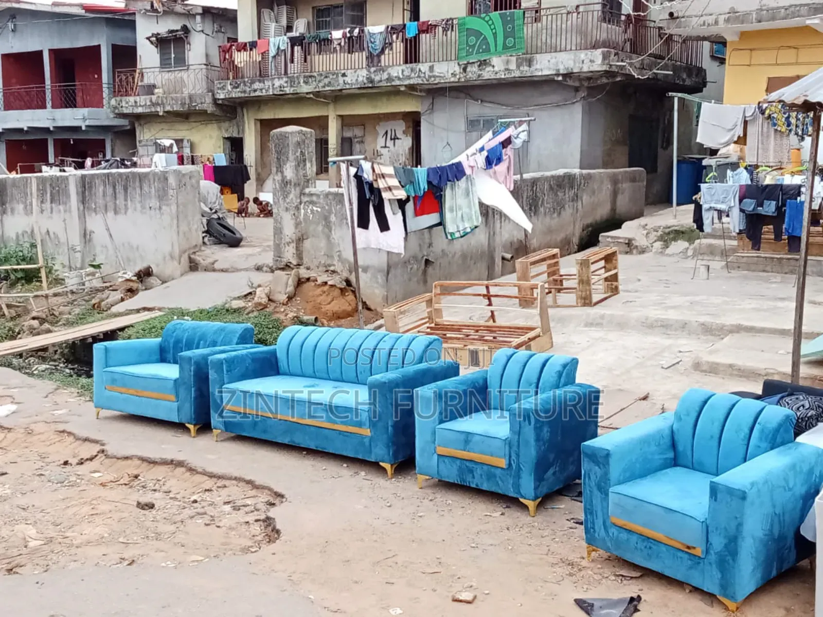 Complete Set of 7-Seater Sofas Made With Blue Fabric