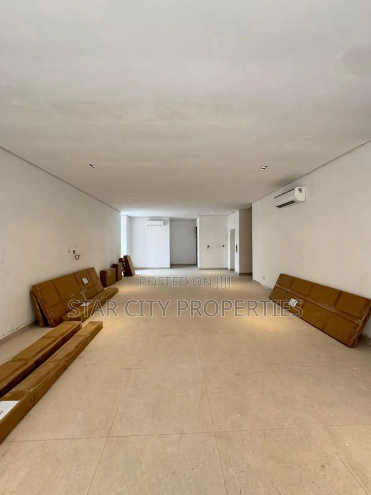 5bdrm House in Banana Island for sale