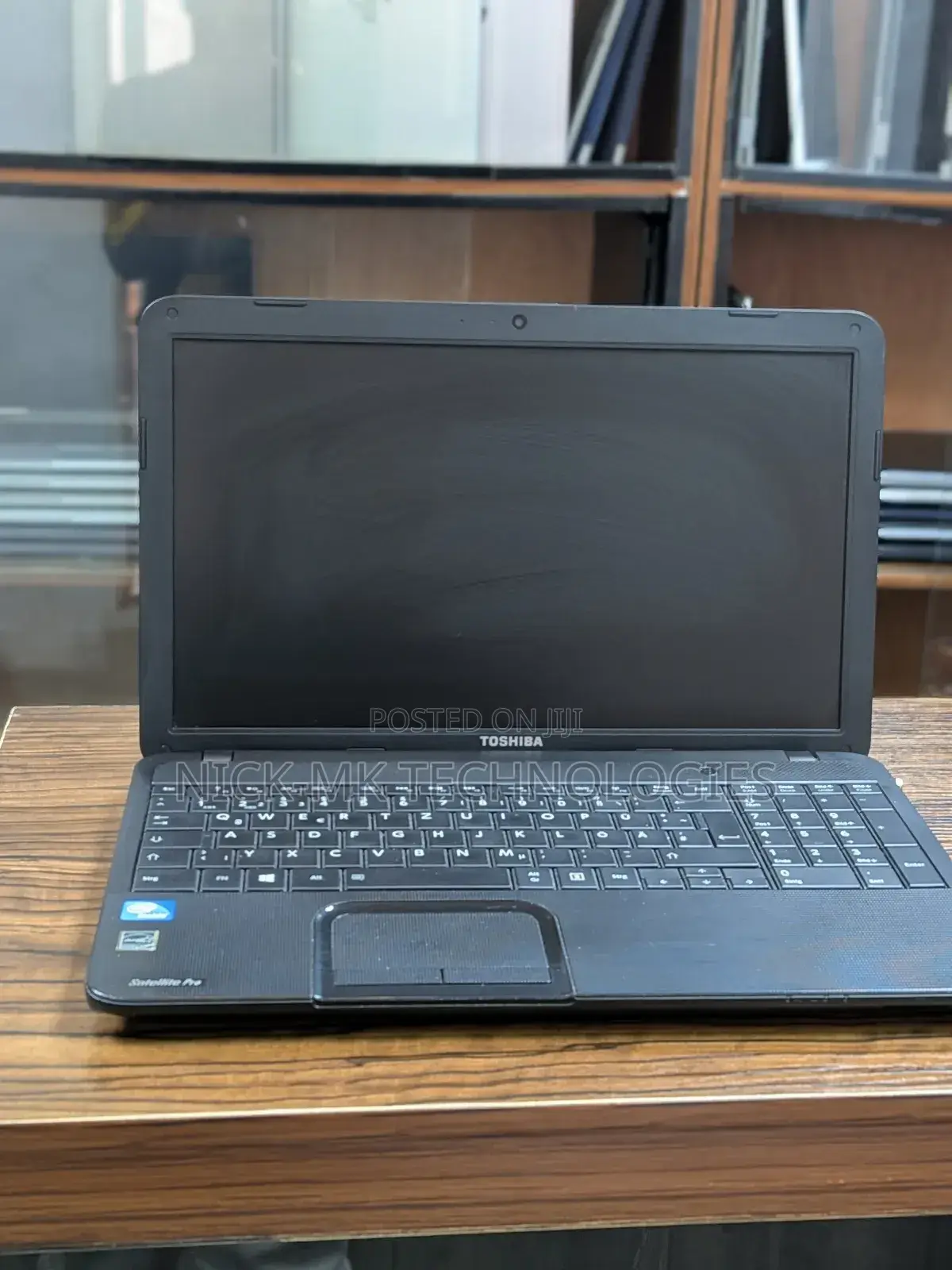 Laptop Toshiba Satellite Pro C650 4GB Intel Pentium HDD 250GB