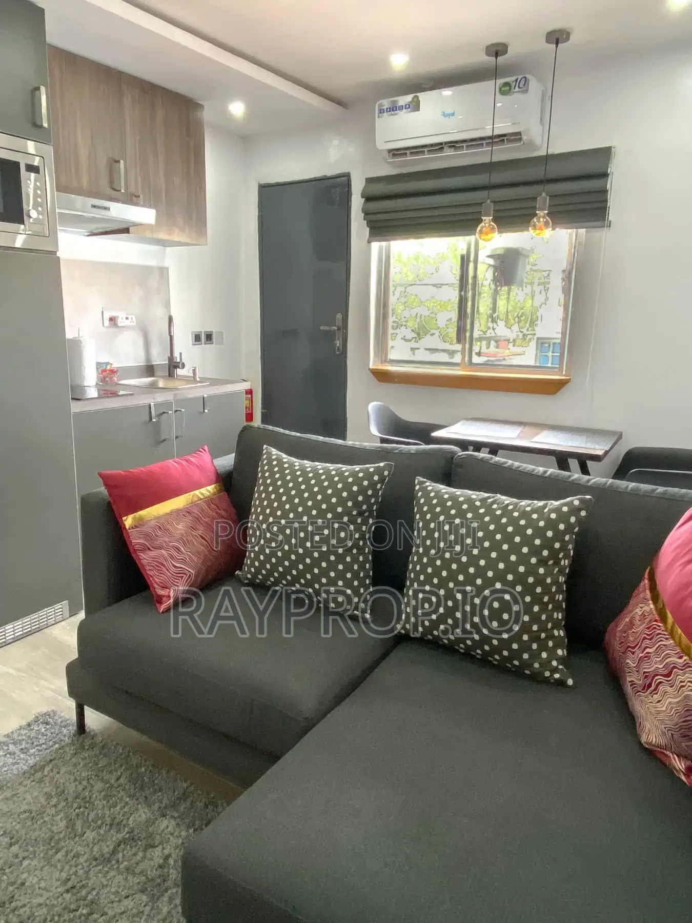 244144oj - 1 Bedroom Shortlet in Ikoyi