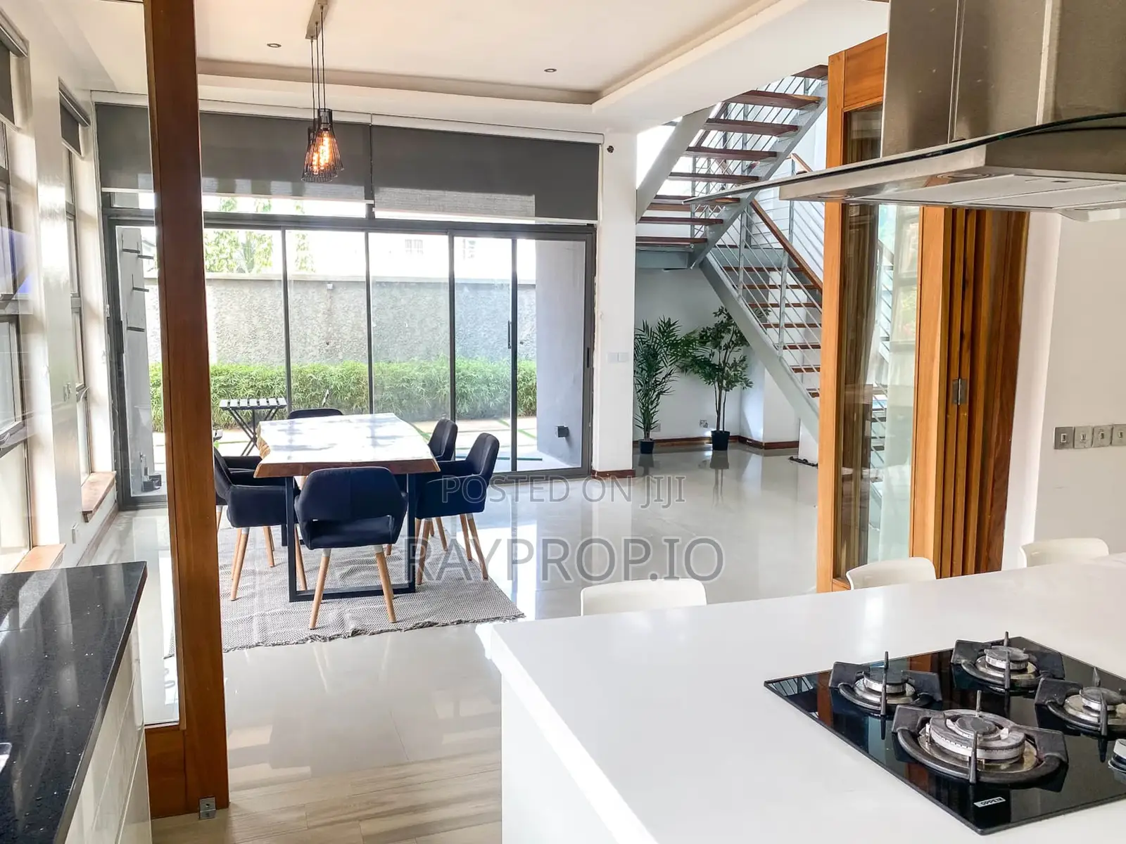 4 Bedroom Shortlet in VGC