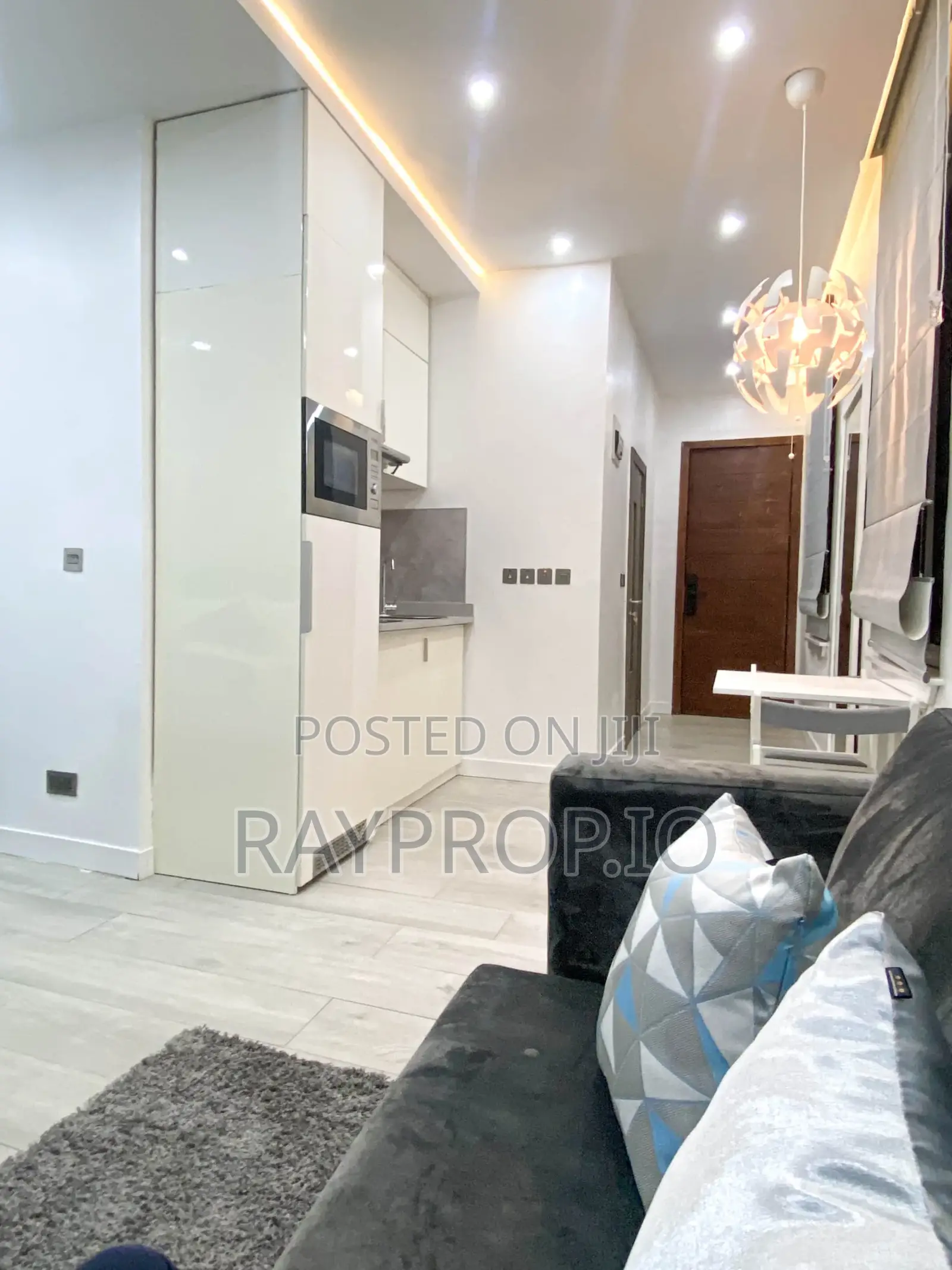 775155lj - Studio Shortlet in Lekki Phase 1