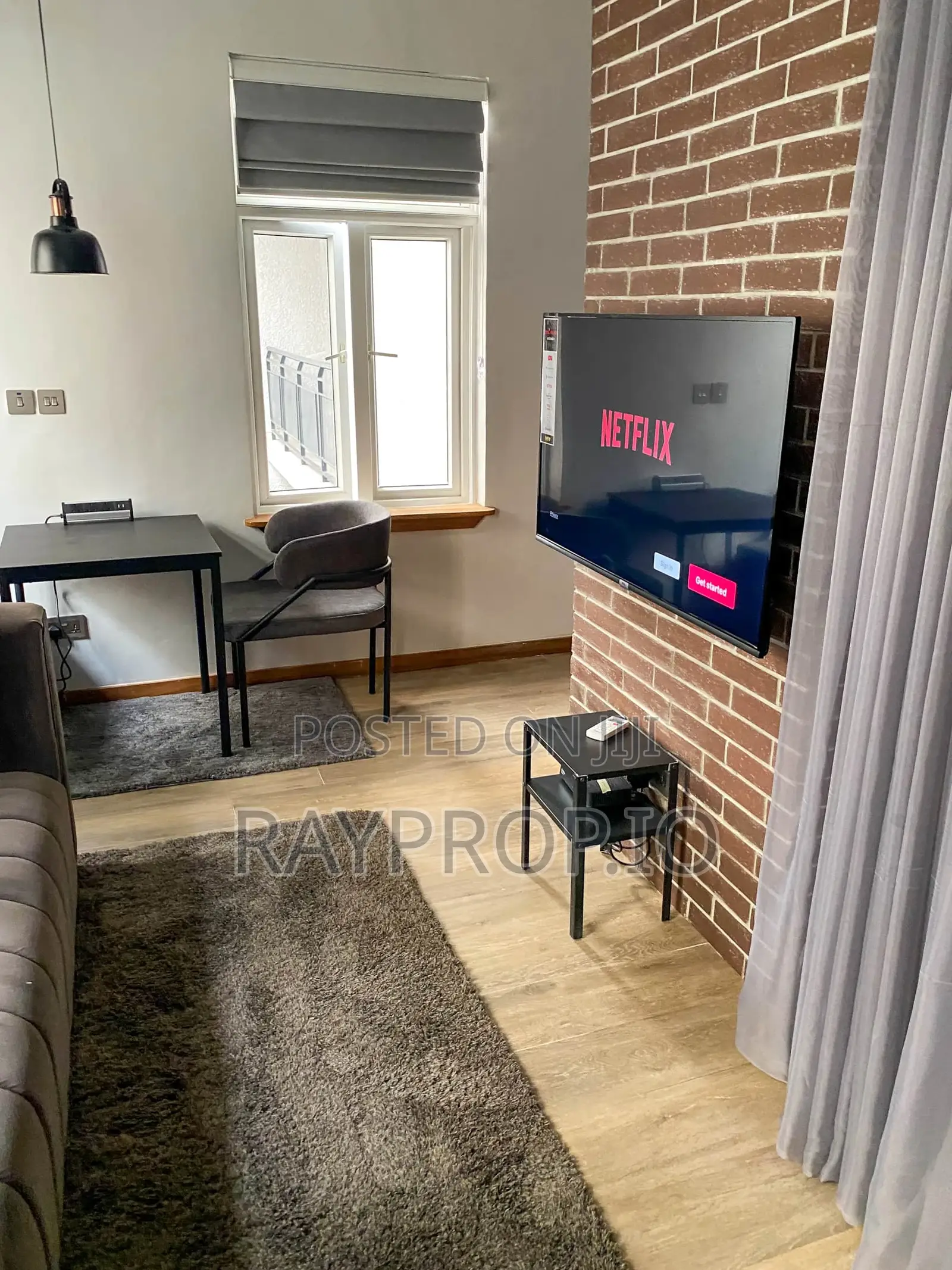 Studio Shortlet in Lekki Phase 1