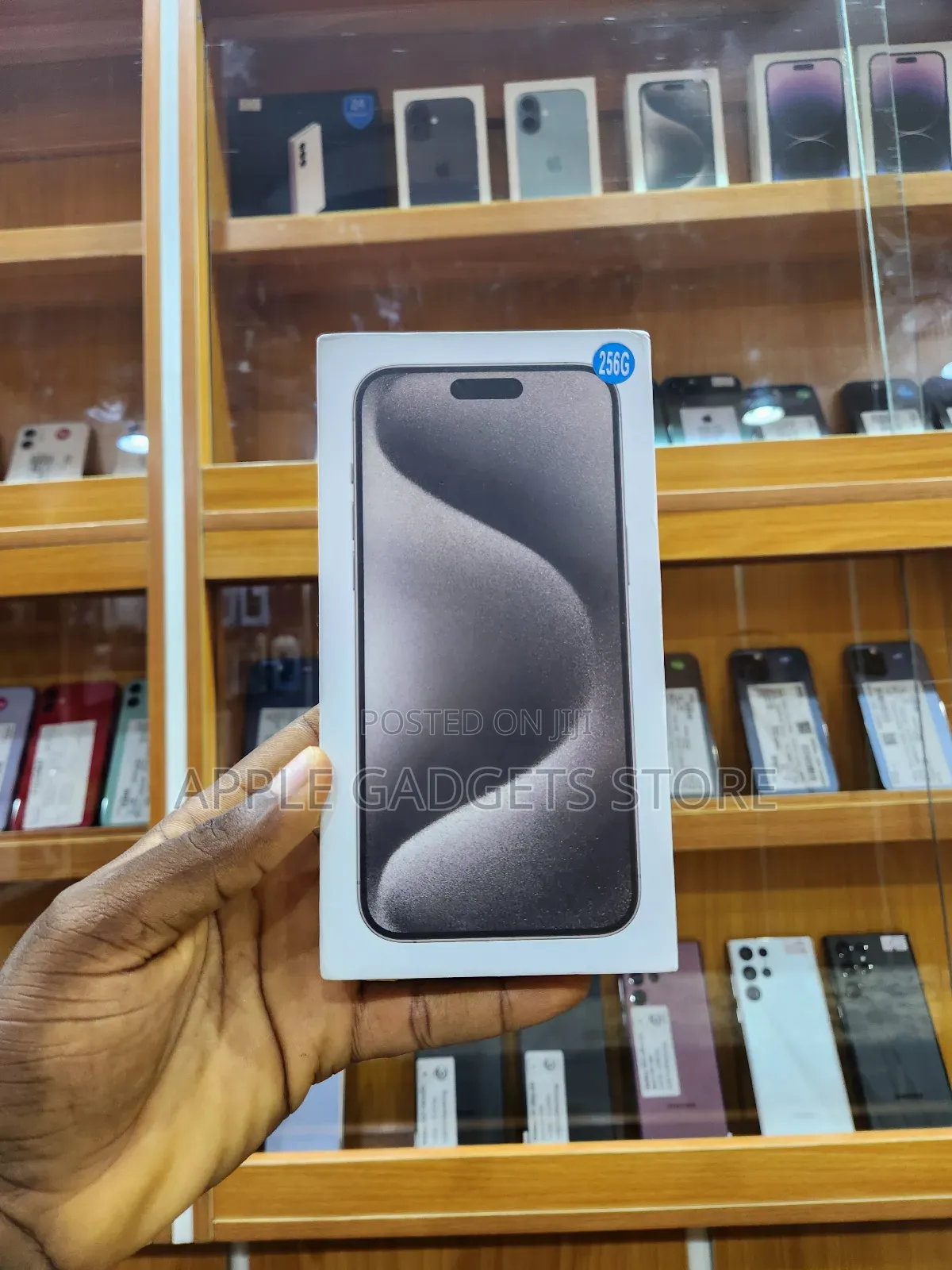 New Apple iPhone 15 Pro Max 256 GB