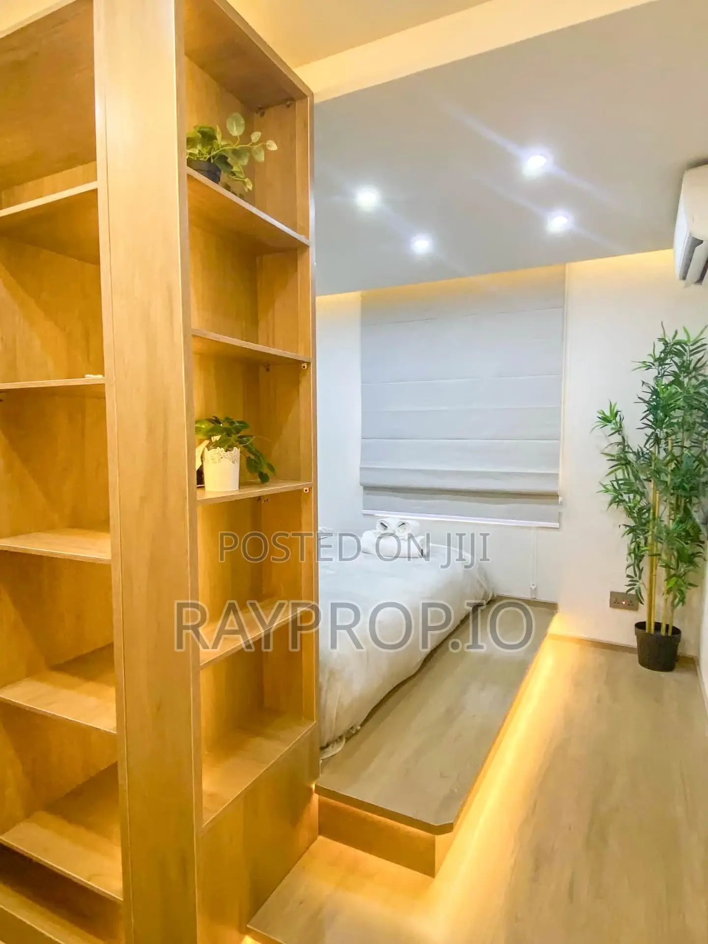 219826kx - 1 Bedroom Shortlet in Lekki Phase 1