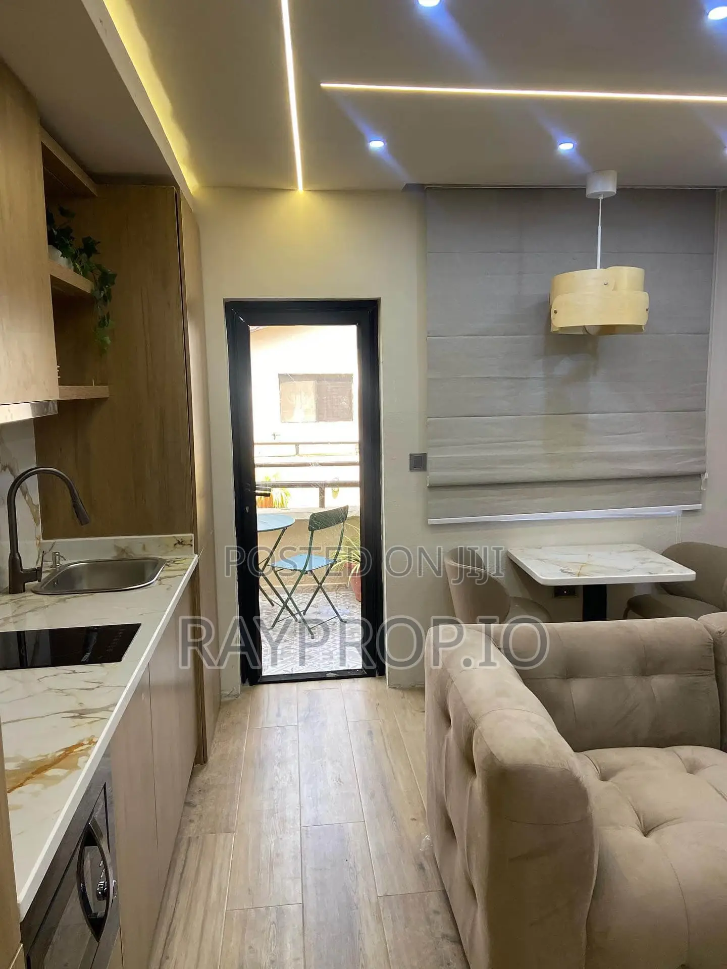 219826kx - 1 Bedroom Shortlet in Lekki Phase 1