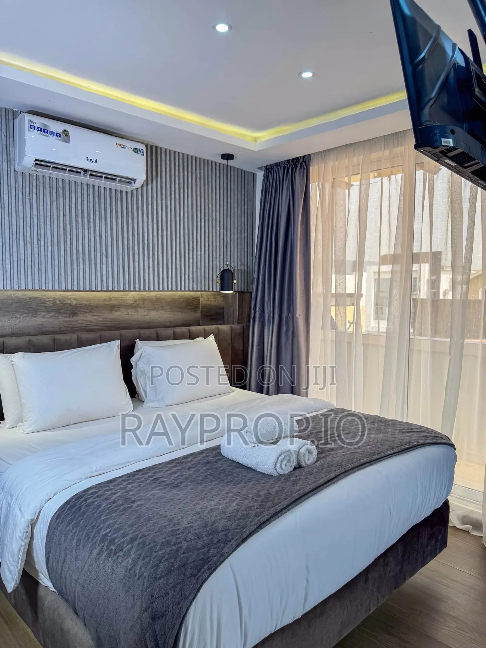 1 Bedroom Shortlet in Lekki Phase 1