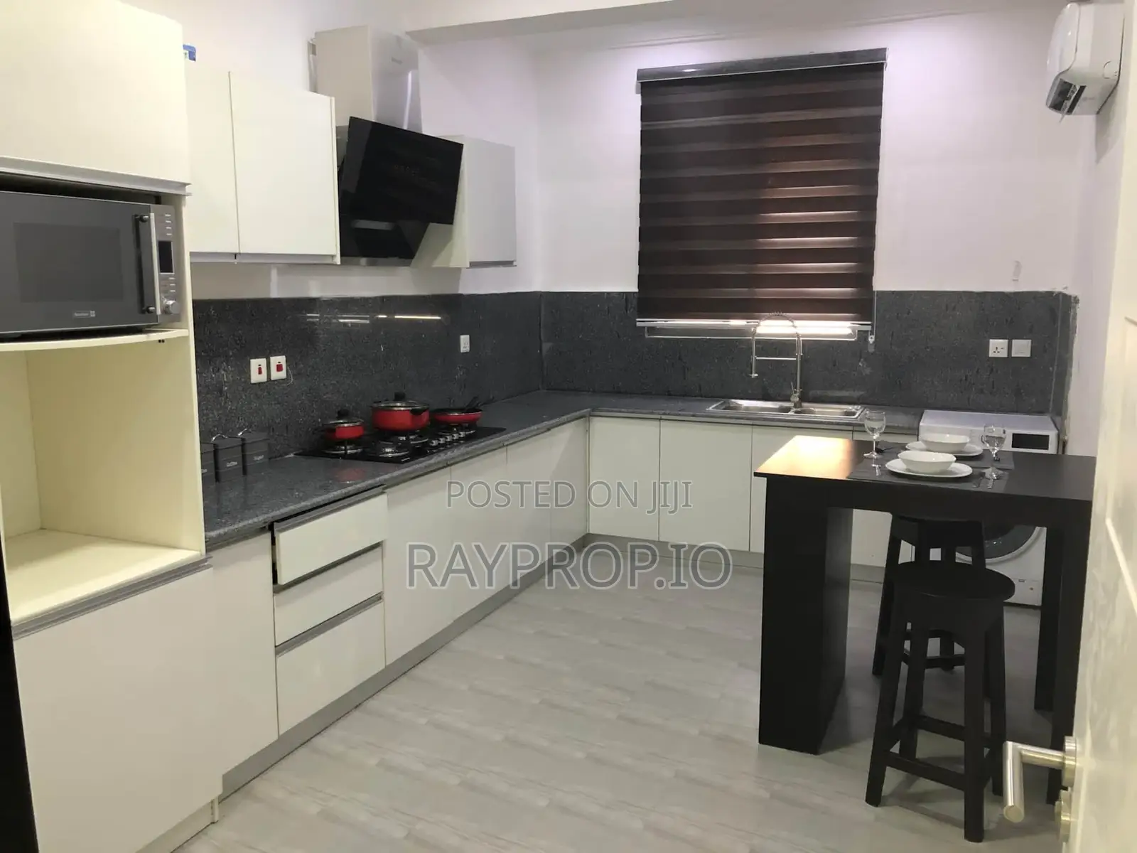 148389xt - 2 Bedroom Shortlet in Ikate Elegushi Lekki