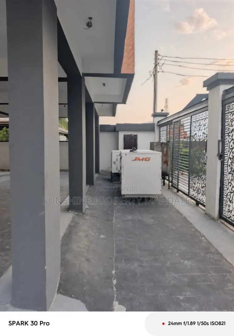 2bdrm Apartment in Osapa London for rent