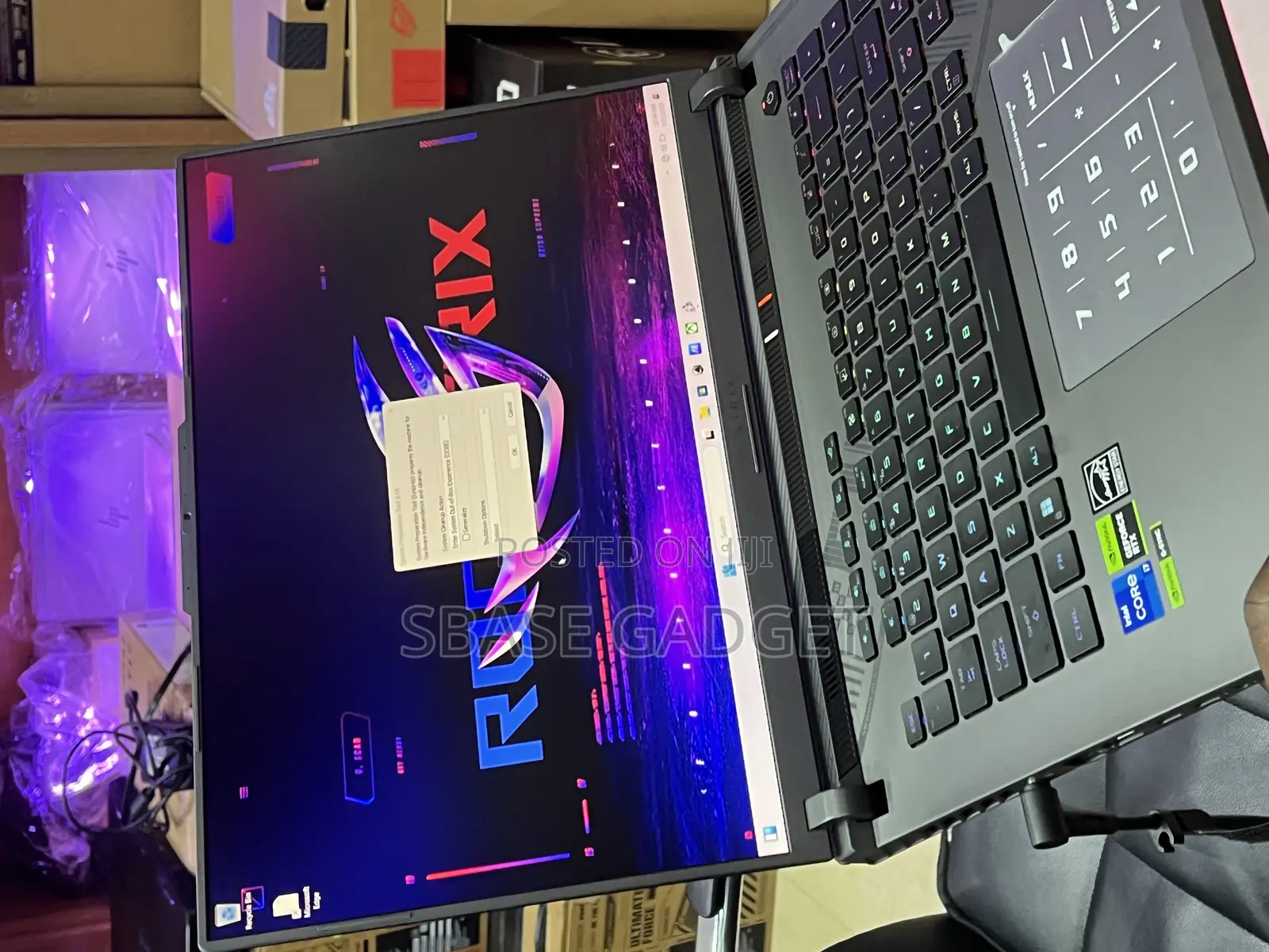 Laptop Asus ROG Strix G16 G614 16GB Intel Core i7 SSD 1T