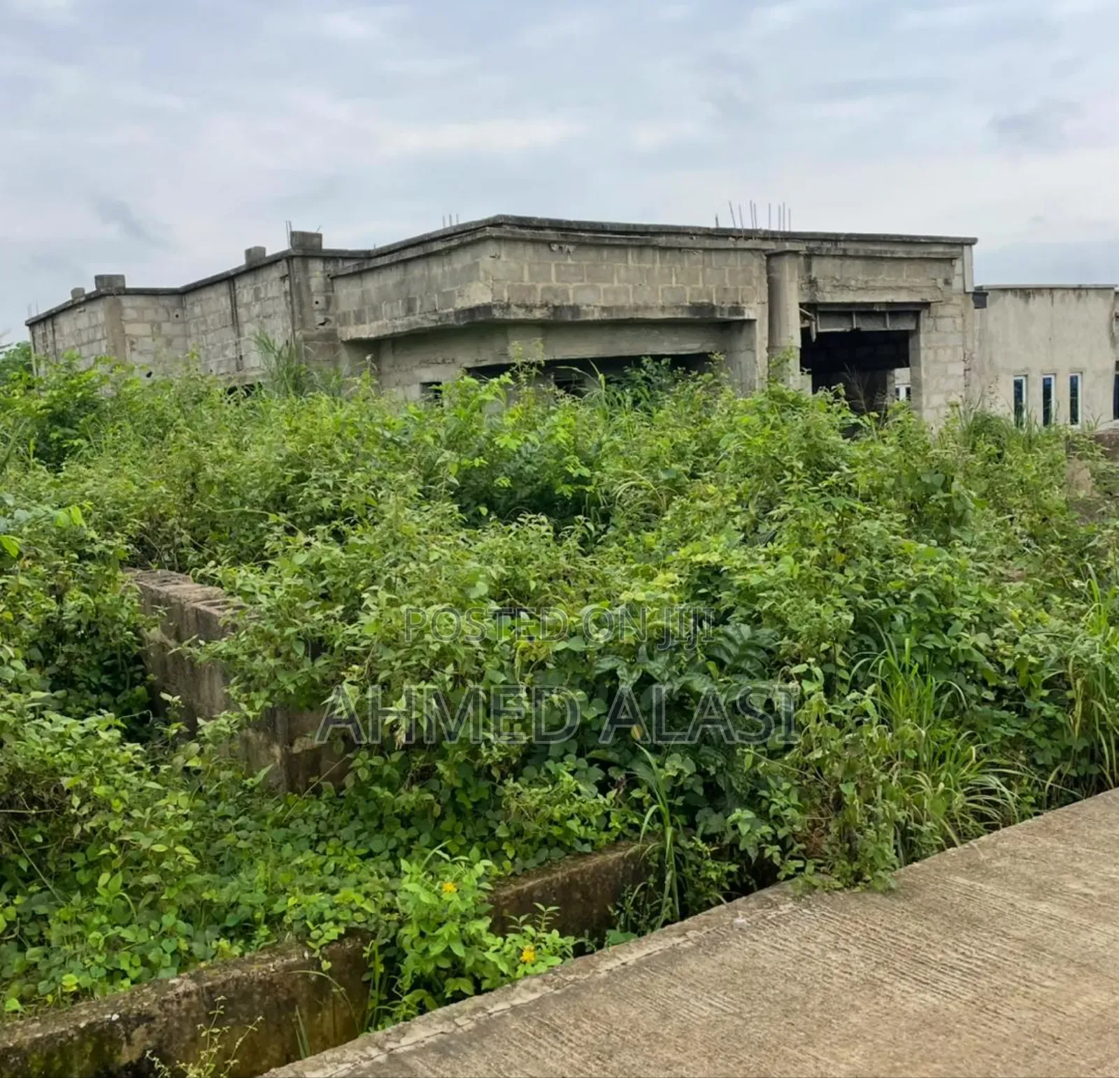 3bdrm Bungalow in Adron London Park, Ibadan for sale