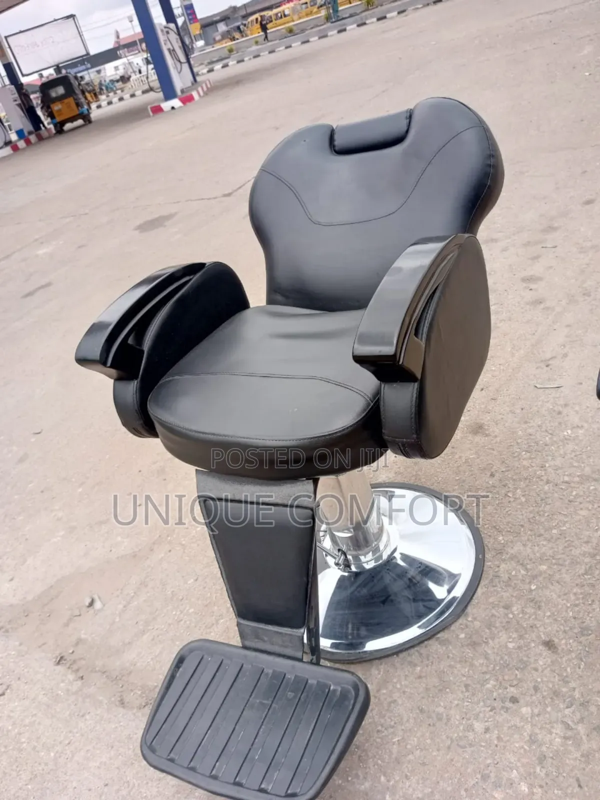 Executive Recliner Rolling Barber Chair
