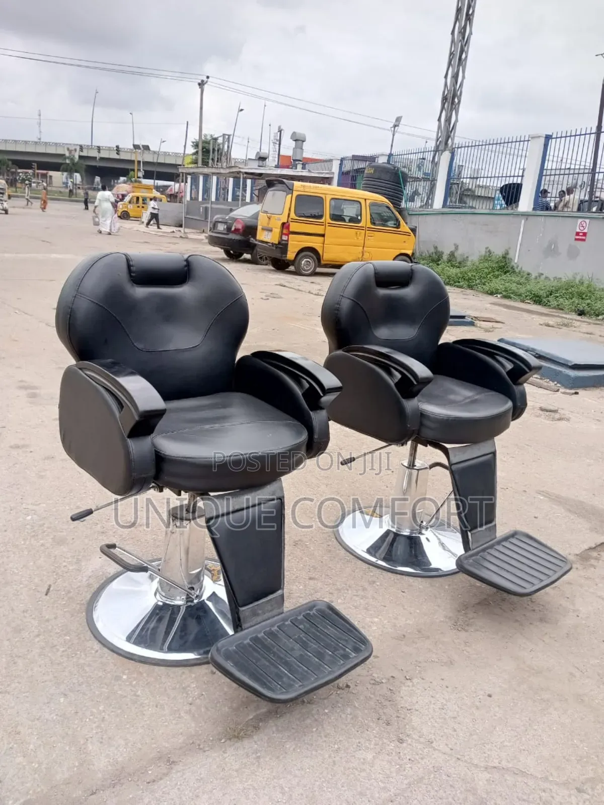 Executive Recliner Rolling Barber Chair