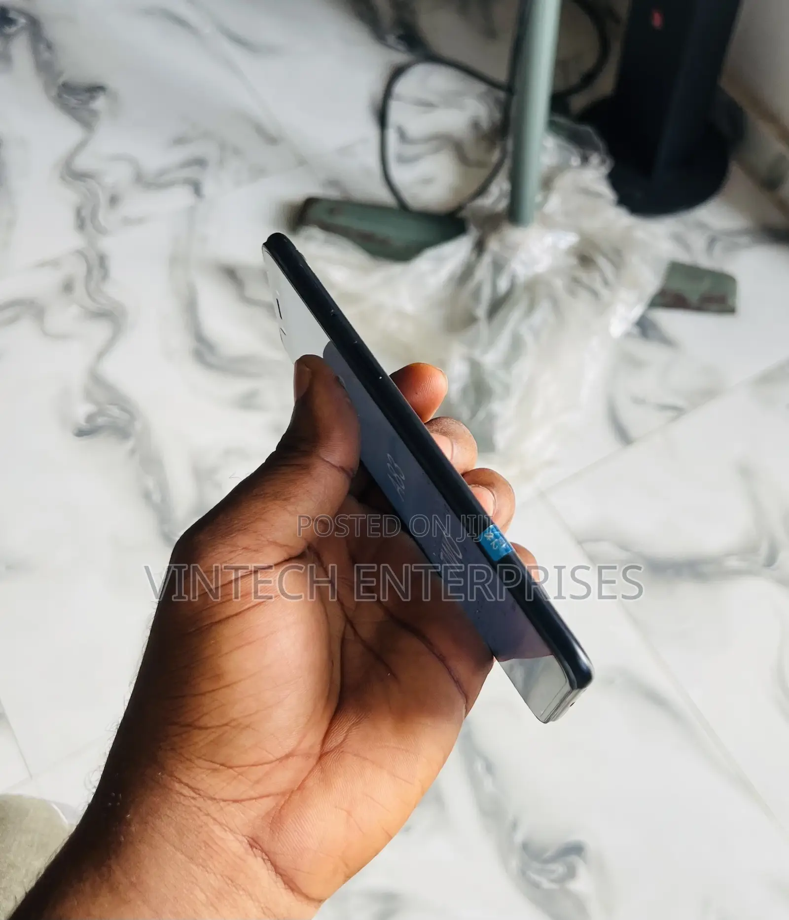 New Oppo A83 128 GB Black