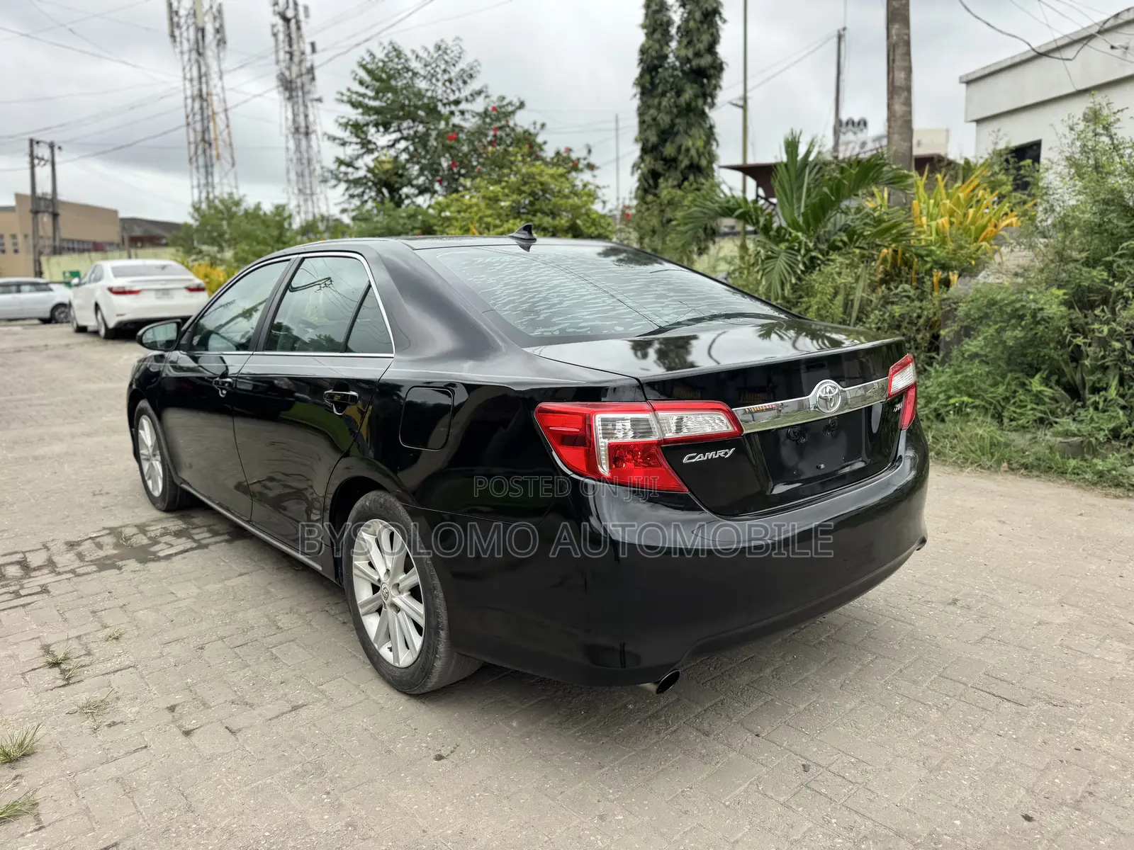 Toyota Camry XLE V6 4dr Sedan (3.5L 6cyl 6A) 2013 Black