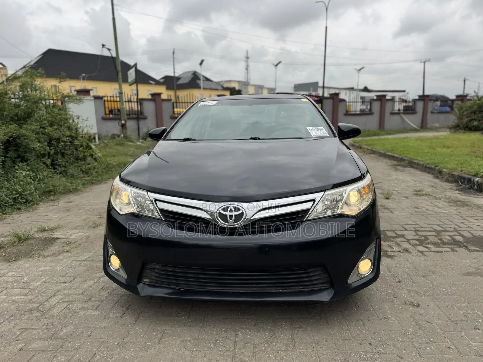Toyota Camry XLE V6 4dr Sedan (3.5L 6cyl 6A) 2013 Black