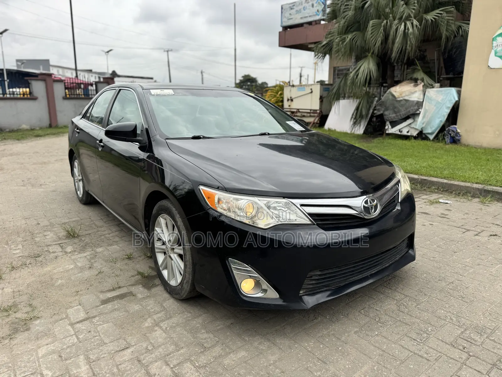Toyota Camry XLE V6 4dr Sedan (3.5L 6cyl 6A) 2013 Black