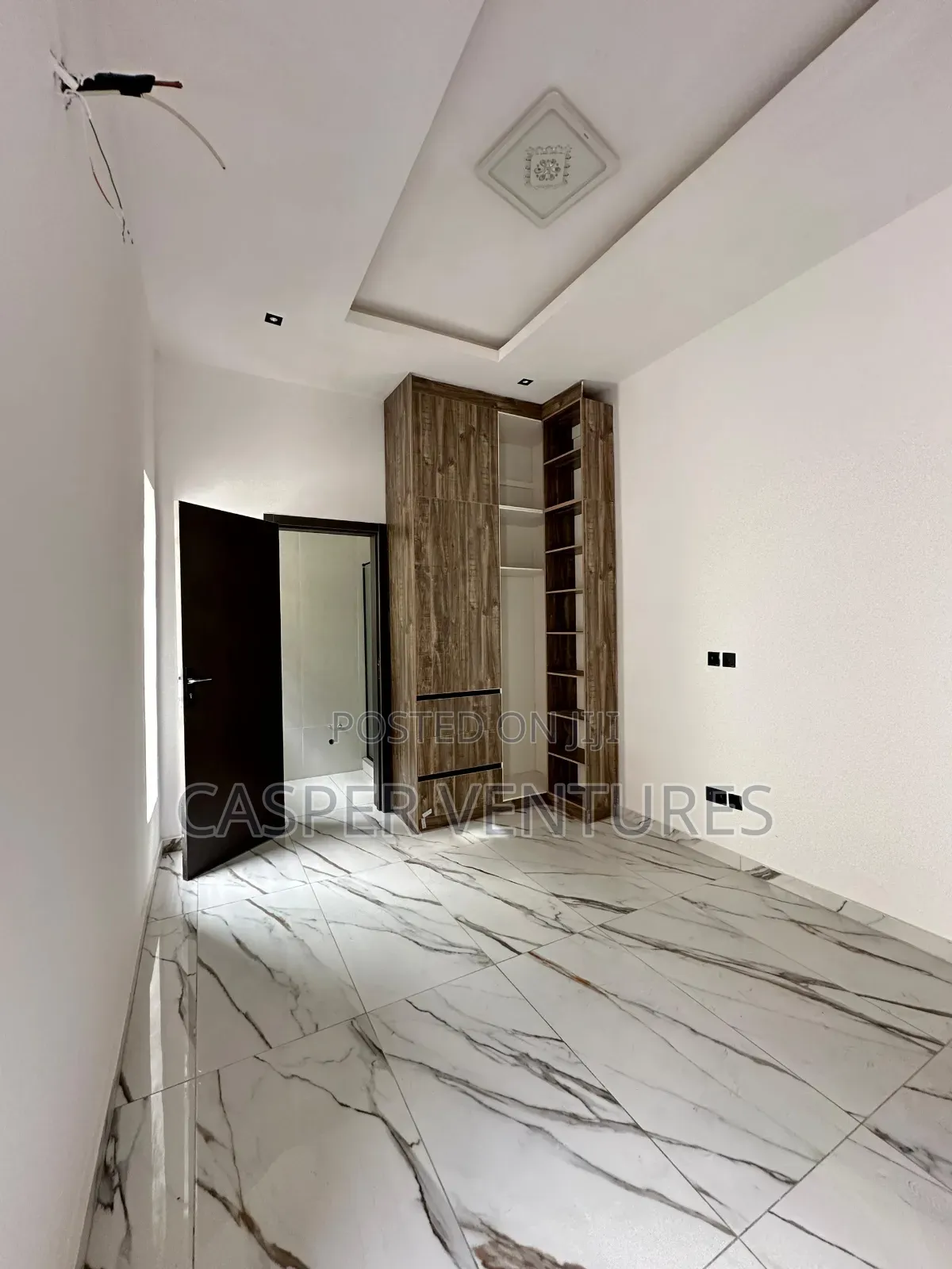 5bdrm Duplex in London Garden for sale
