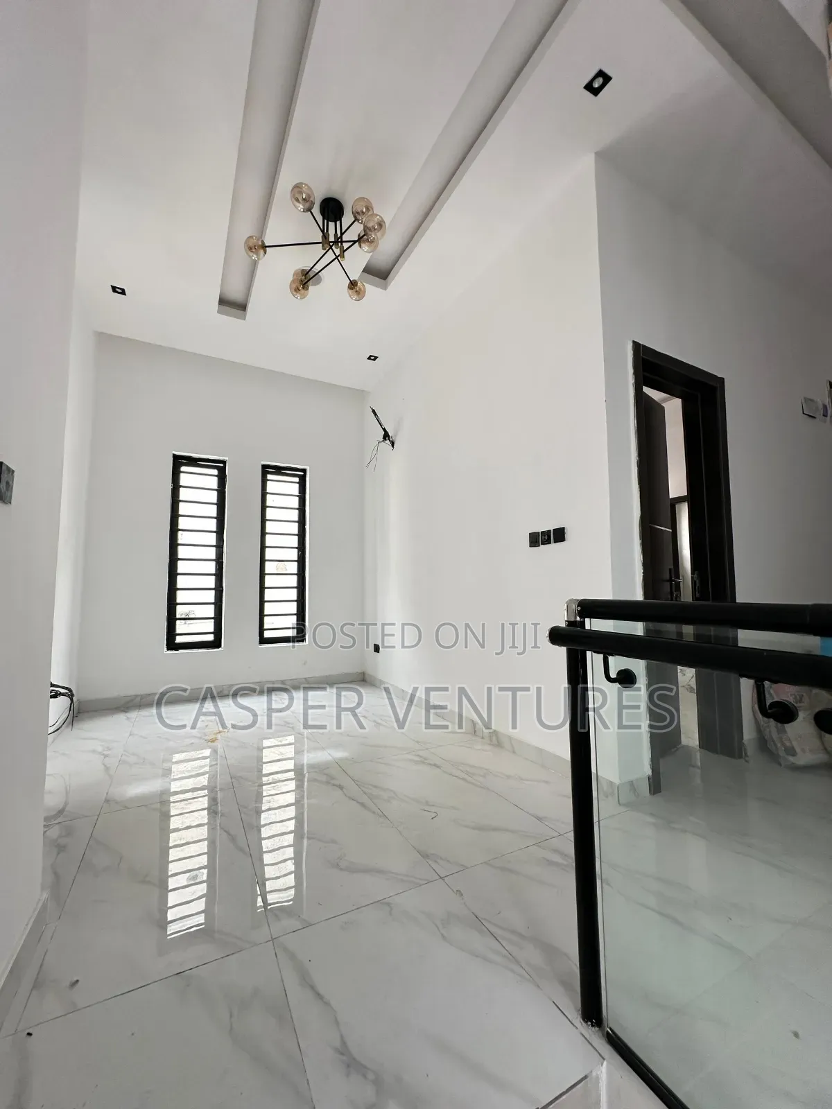 5bdrm Duplex in London Garden for sale