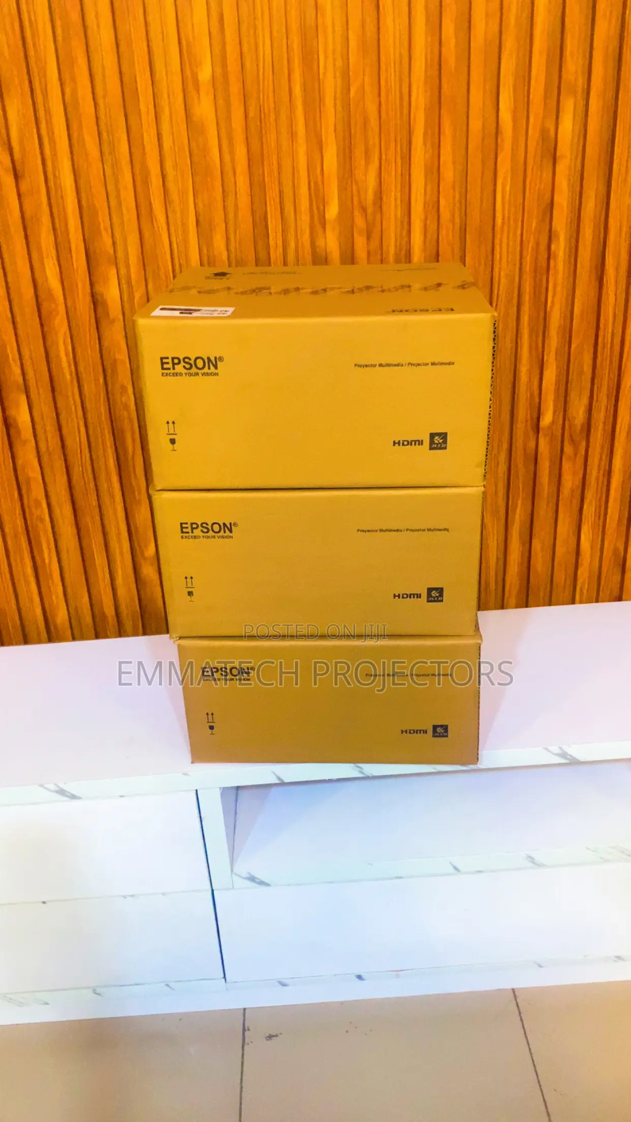 Brand New Epson Daylight Projector 982
