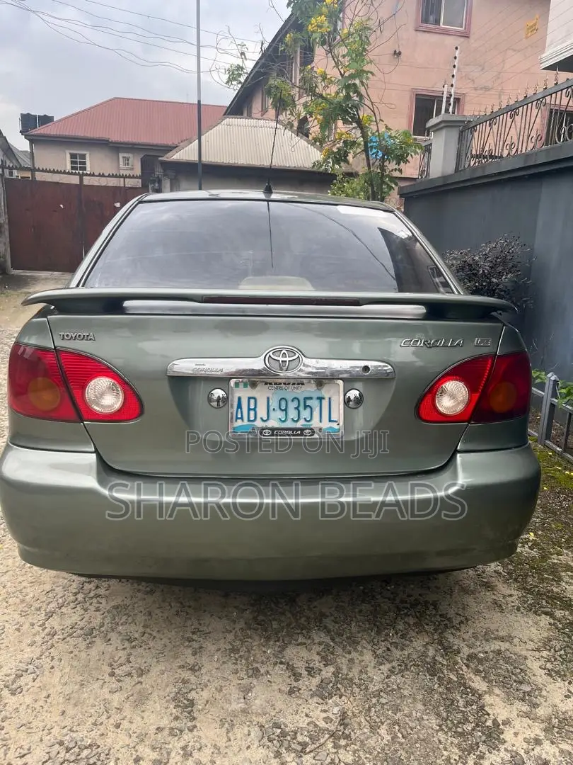 Toyota Corolla 2005 Green