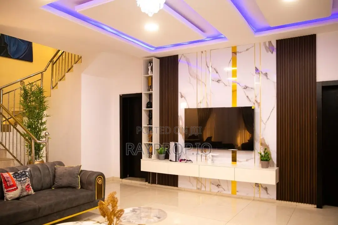 4 Bedroom Shortlet in Magodo