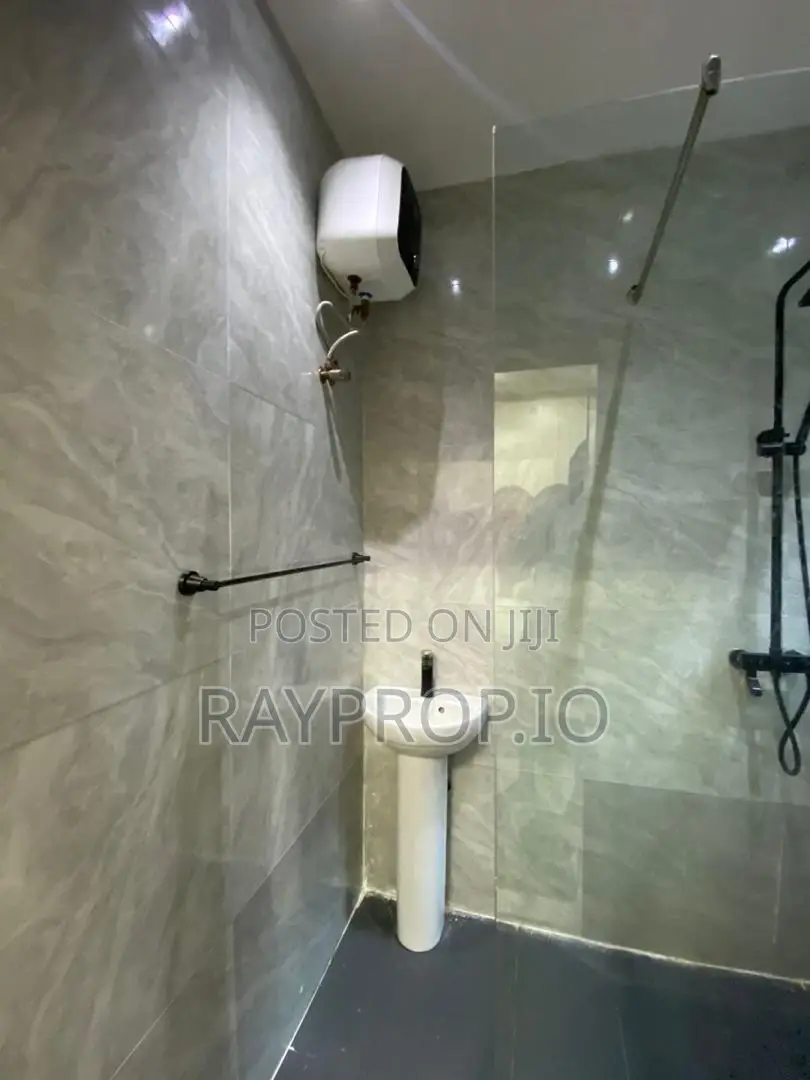 287291sz - 2 Bedroom Shortlet in Magodo