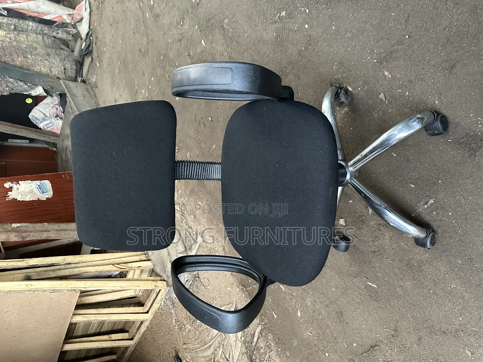 Portable Tokunbo Chair