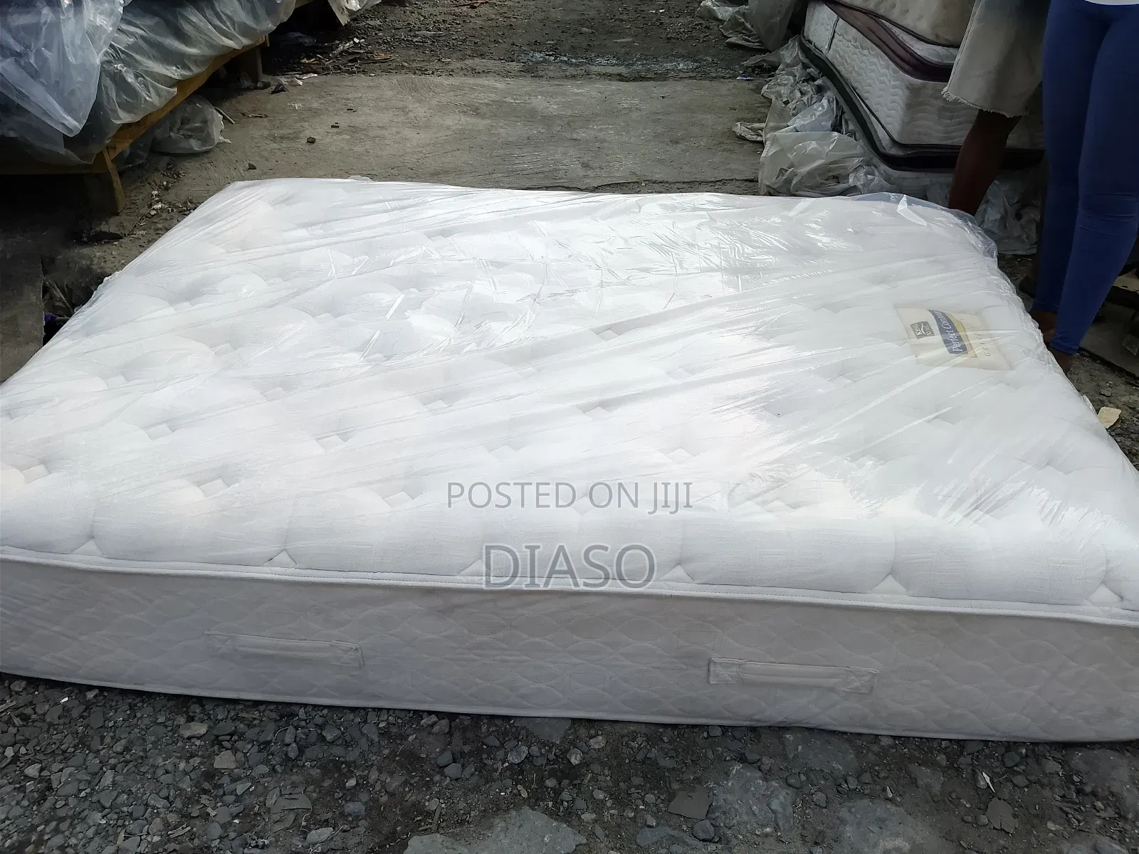 Order for Your Canadian/ Usa 5x6 12inches Mattress Get 1 Fiber Pillo